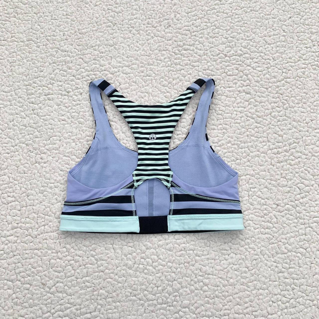 Lululemon cross back sports bra Size 4 Does not - Depop