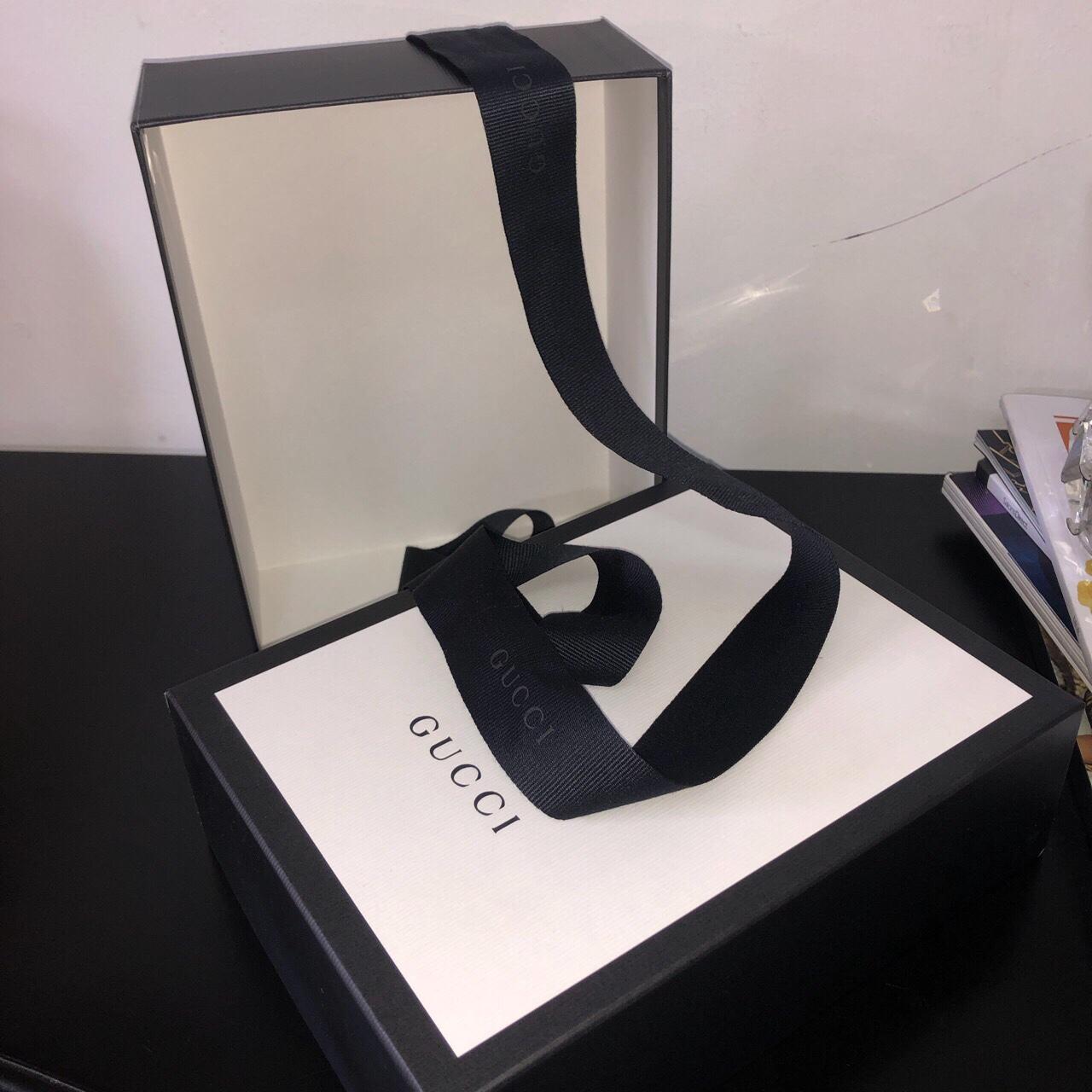 Gucci Shoes Empty Gift Box 15” x 11” x 7.5” + Extras! Tissue and Ribbon