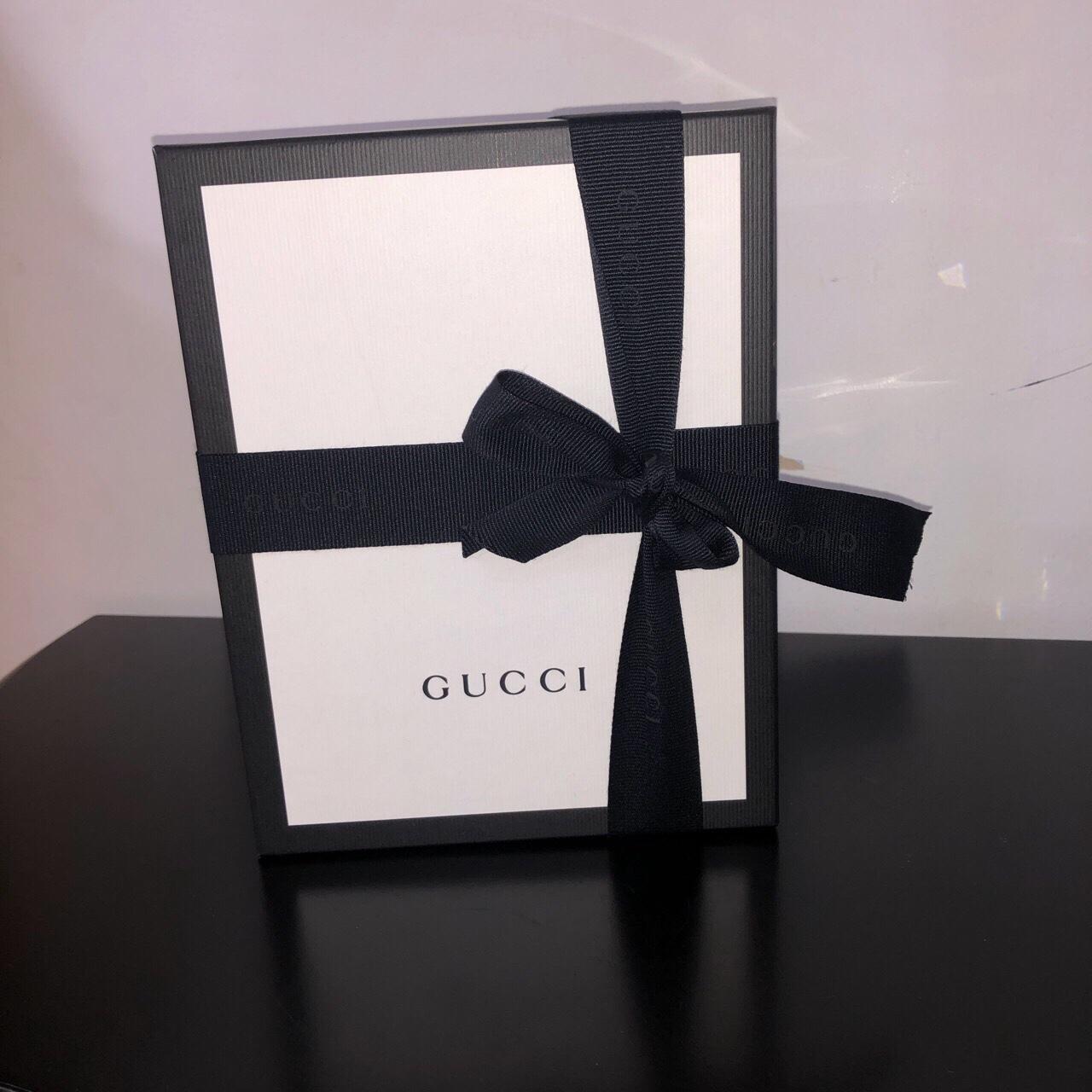 Authentic Gucci Empty Gift Storage Box w Ribbon Slip Tag & Tissue 12”x16”x2”