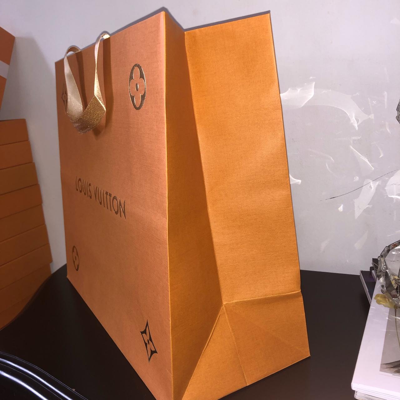 🔥Louis Vuitton Holiday Special Limited Edition Collectible GIANT Gift Bag