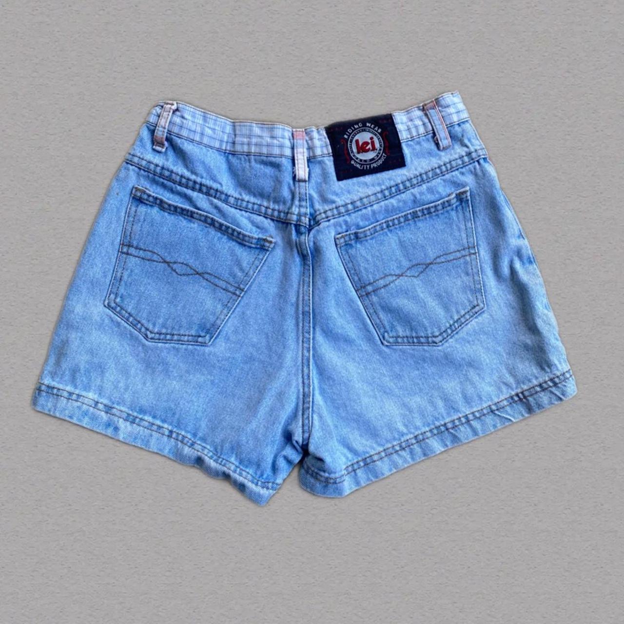 L.e.i. Women's Red and Blue Shorts (2)