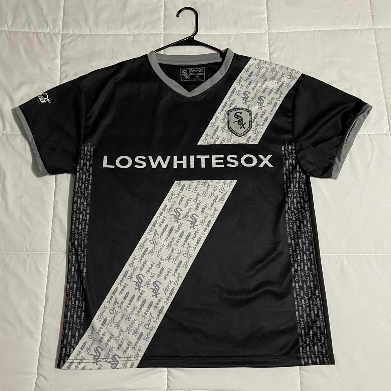 Chicago White Sox soccer jersey XL fits like a