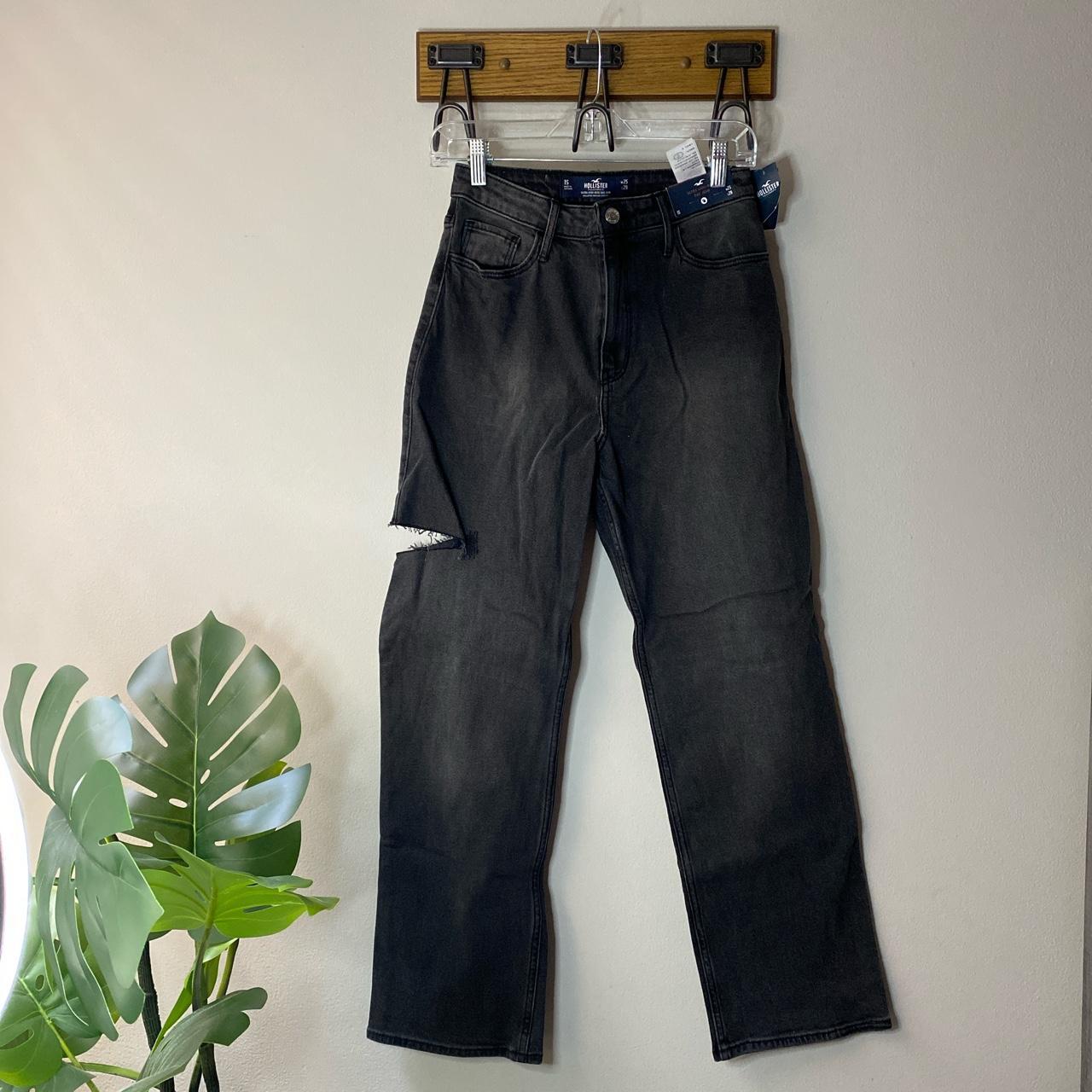 Hollister Ultra High Rise Dad Jeans 💧Women’s size... - Depop