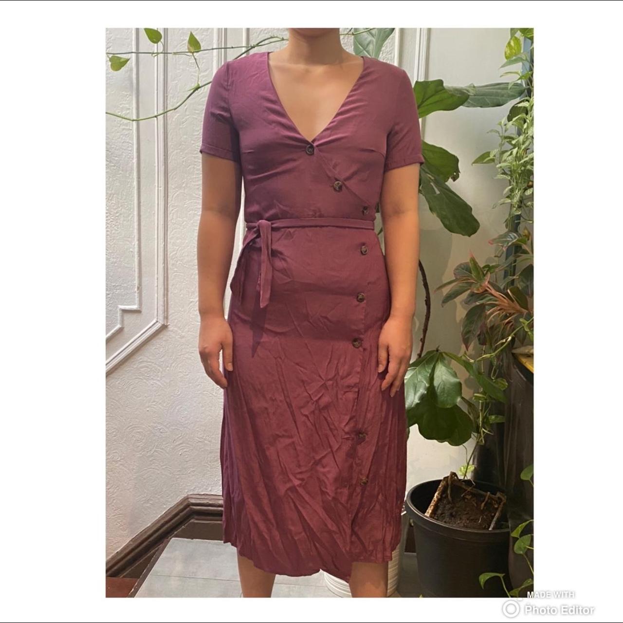 Light purple wrap dress 
</p>
<div class='sfsiaftrpstwpr'><div class='sfsi_responsive_icons' style='display:block;margin-top:10px; margin-bottom: 10px; width:100%' data-icon-width-type='Fully responsive' data-icon-width-size='240' data-edge-type='Round' data-edge-radius='5'  ><div class='sfsi_icons_container sfsi_responsive_without_counter_icons sfsi_medium_button_container sfsi_icons_container_box_fully_container ' style='width:100%;display:flex; text-align:center;' ><a target='_blank' href='https://www.facebook.com/sharer/sharer.php?u=https%3A%2F%2Fwww.dresses2022.com%2Flight-purple-wrap-dress%2F' style='display:block;text-align:center;margin-left:10px;  flex-basis:100%;' class=sfsi_responsive_fluid ><div class='sfsi_responsive_icon_item_container sfsi_responsive_icon_facebook_container sfsi_medium_button sfsi_responsive_icon_gradient sfsi_centered_icon' style=' border-radius:5px; width:auto; ' ><img style='max-height: 25px;display:unset;margin:0' class='sfsi_wicon' alt='facebook' src='https://www.dresses2022.com/wp-content/plugins/ultimate-social-media-icons/images/responsive-icon/facebook.svg'><span style='color:#fff'>Share on Facebook</span></div></a><a target='_blank' href='https://twitter.com/intent/tweet?text=Hey%2C+check+out+this+cool+site+I+found%3A+www.yourname.com+%23Topic+via%40my_twitter_name&url=https%3A%2F%2Fwww.dresses2022.com%2Flight-purple-wrap-dress%2F' style='display:block;text-align:center;margin-left:10px;  flex-basis:100%;' class=sfsi_responsive_fluid ><div class='sfsi_responsive_icon_item_container sfsi_responsive_icon_twitter_container sfsi_medium_button sfsi_responsive_icon_gradient sfsi_centered_icon' style=' border-radius:5px; width:auto; ' ><img style='max-height: 25px;display:unset;margin:0' class='sfsi_wicon' alt='Twitter' src='https://www.dresses2022.com/wp-content/plugins/ultimate-social-media-icons/images/responsive-icon/Twitter.svg'><span style='color:#fff'>Tweet</span></div></a><a target='_blank' href='https://follow.it/now' style='display:block;text-align:center;margin-left:10px;  flex-basis:100%;' class=sfsi_responsive_fluid ><div class='sfsi_responsive_icon_item_container sfsi_responsive_icon_follow_container sfsi_medium_button sfsi_responsive_icon_gradient sfsi_centered_icon' style=' border-radius:5px; width:auto; ' ><img style='max-height: 25px;display:unset;margin:0' class='sfsi_wicon' alt='Follow' src='https://www.dresses2022.com/wp-content/plugins/ultimate-social-media-icons/images/responsive-icon/Follow.png'><span style='color:#fff'>Follow us</span></div></a><a target='_blank' href='https://www.pinterest.com/pin/create/link/?url=https%3A%2F%2Fwww.dresses2022.com%2Flight-purple-wrap-dress%2F' style='display:block;text-align:center;margin-left:10px;  flex-basis:100%;' class=sfsi_responsive_fluid ><div class='sfsi_responsive_icon_item_container sfsi_responsive_icon_pinterest_container sfsi_medium_button sfsi_responsive_icon_gradient sfsi_centered_icon' style=' border-radius:5px; width:auto; ' ><img style='max-height: 25px;display:unset;margin:0' class='sfsi_wicon' alt='Pinterest' src='https://www.dresses2022.com/wp-content/plugins/ultimate-social-media-icons/images/responsive-icon/Pinterest.svg'><span style='color:#fff'>Save</span></div></a></div></div></div><!--end responsive_icons--><div class=