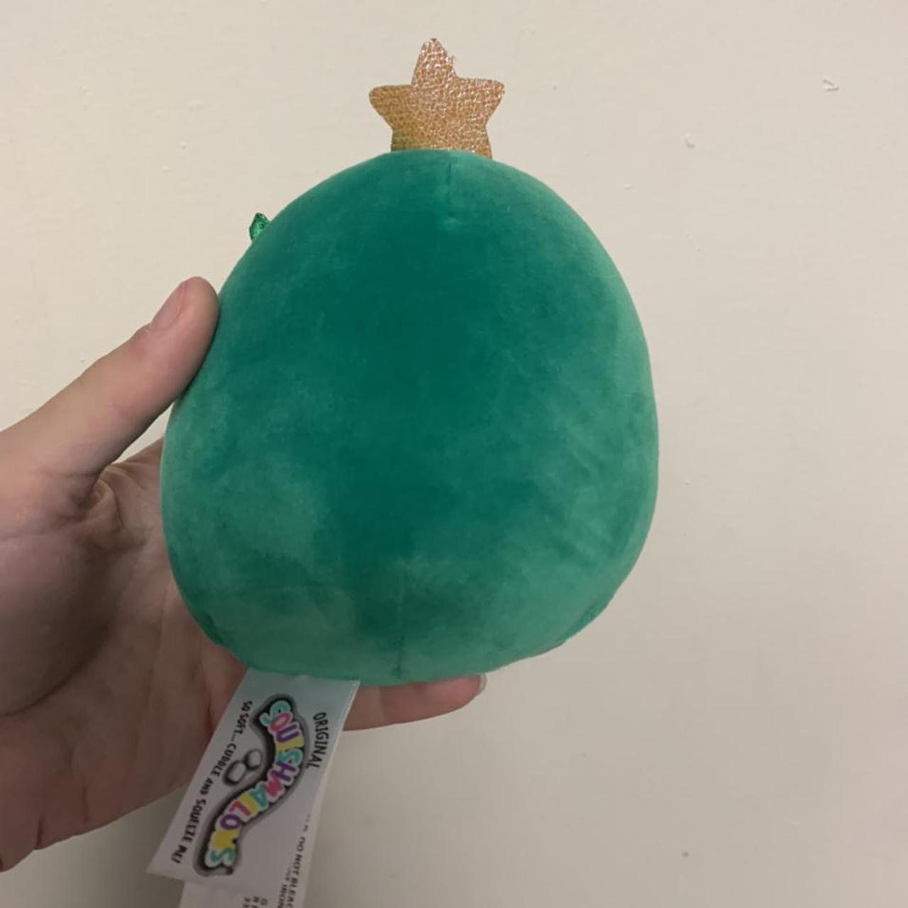 carol the tree squishmallow