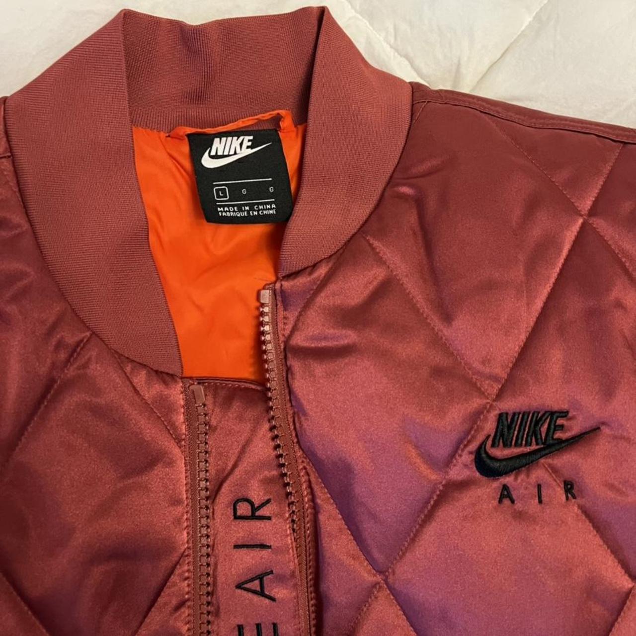 eigenaar chef weg Nike air bomber jacket size L Model size S Never worn - Depop