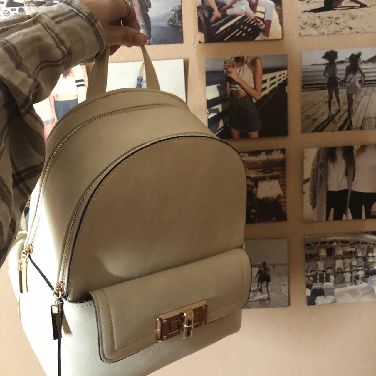 item listed by vvanessaww
