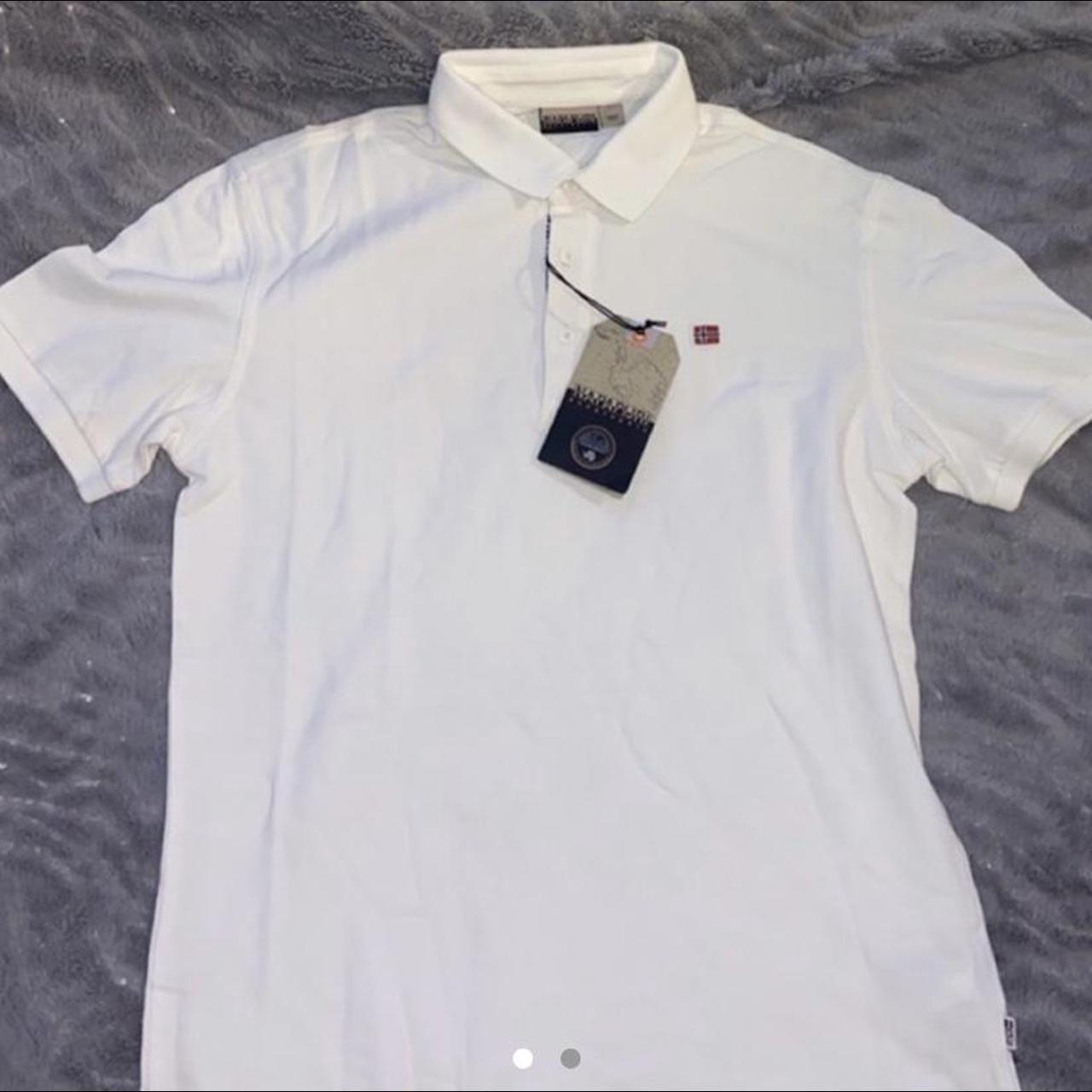 Napapijri Men's Polo-shirts | Depop