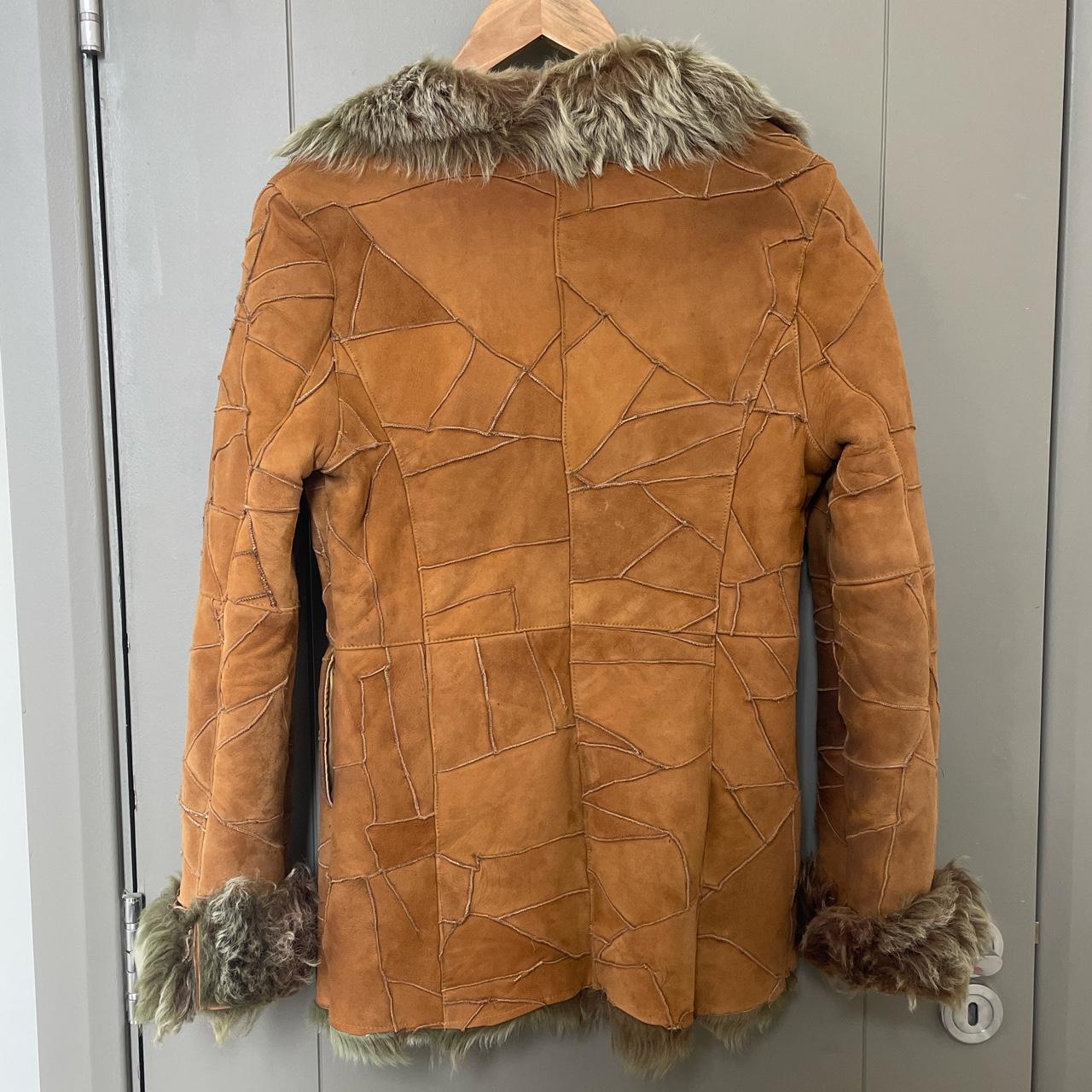 De Toi Women's Tan Jacket Depop