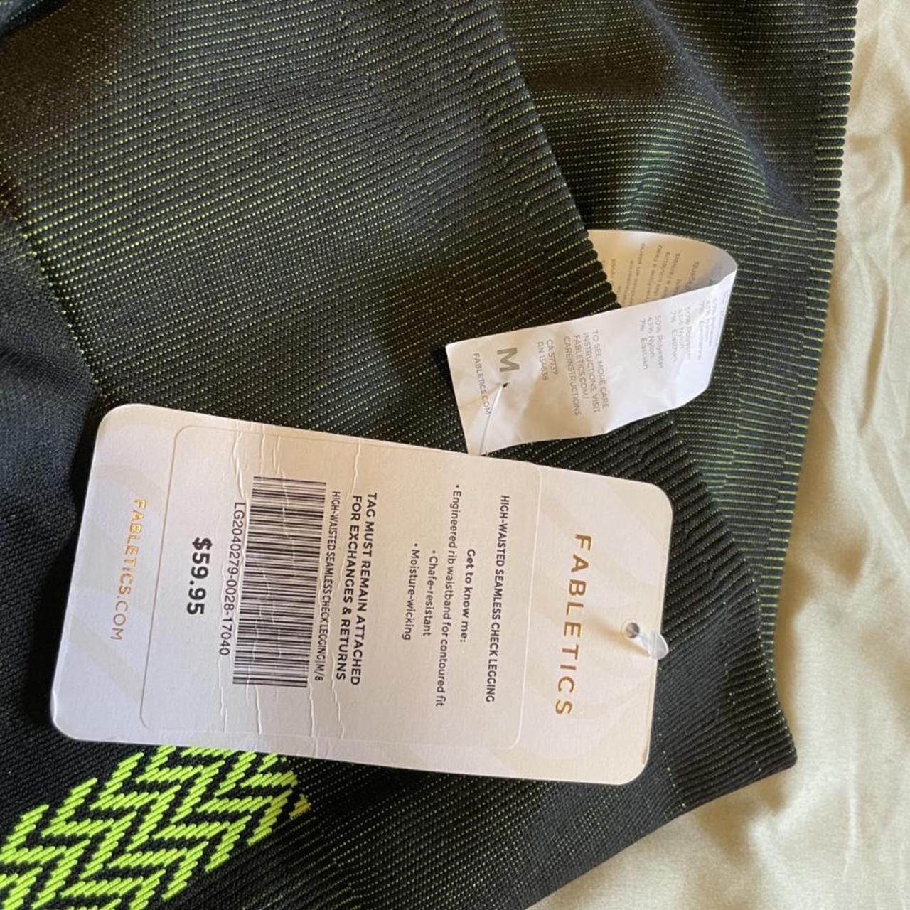 Fabletics leggings that I don't even know how to - Depop