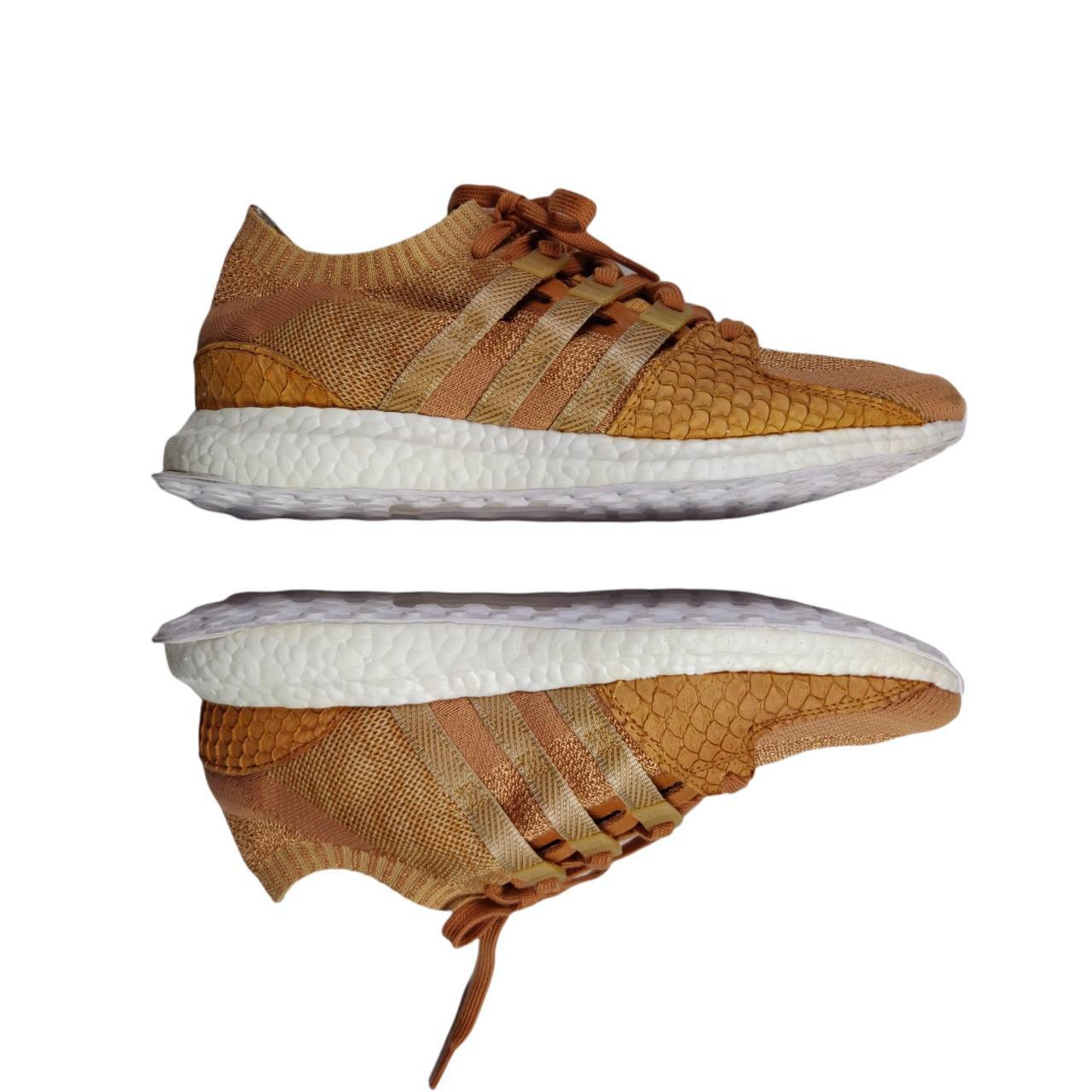 Adidas Men's White and Gold Trainers