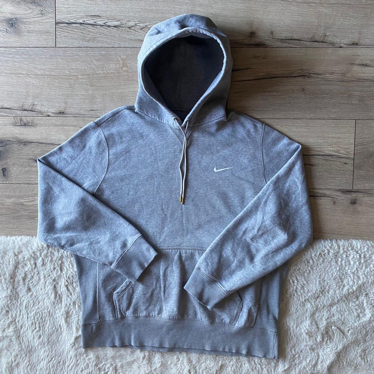 NIKE VINTAGE GREY HOODIE Good Condition No Flaws Depop   P0 