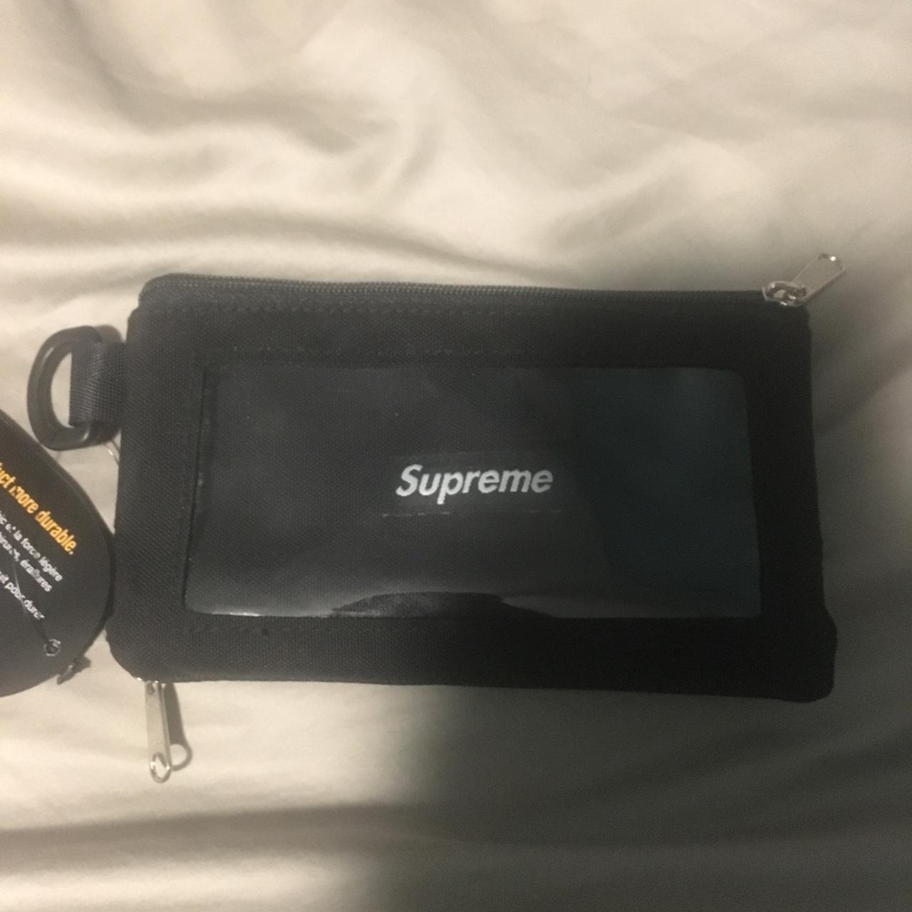 即決 supreme Mobile Pouch black