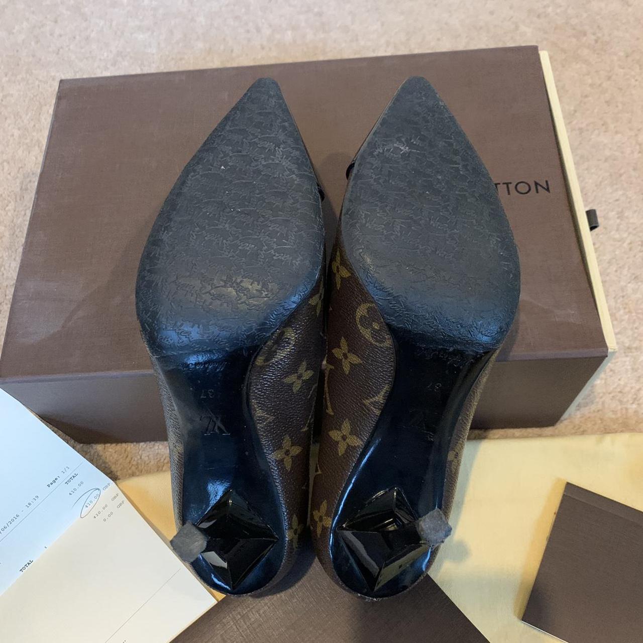 Louis Vuitton Women's Brown and Black Courts | Depop