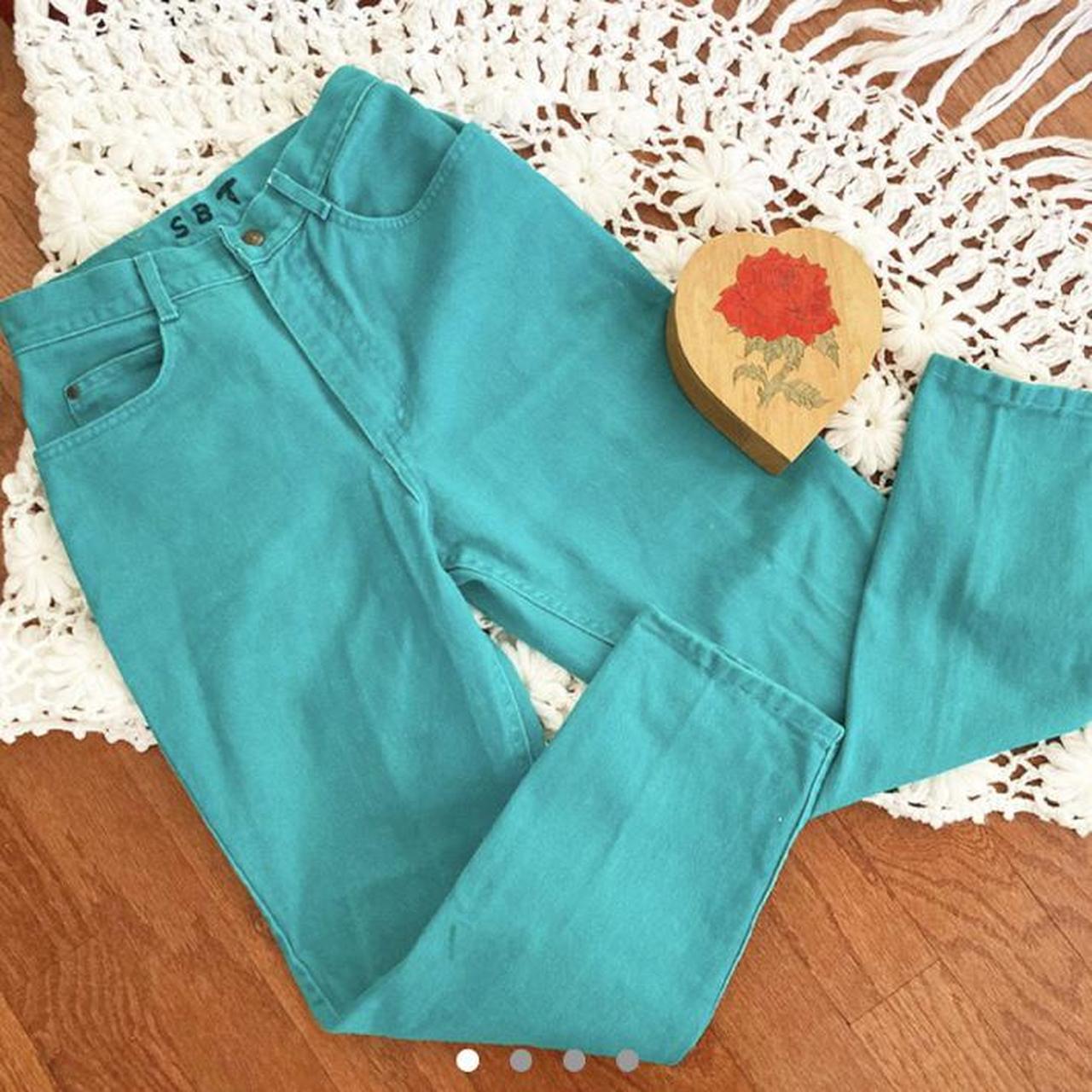 90s highwaisted Lee jeans 🌈 100 cotton • made in... Depop