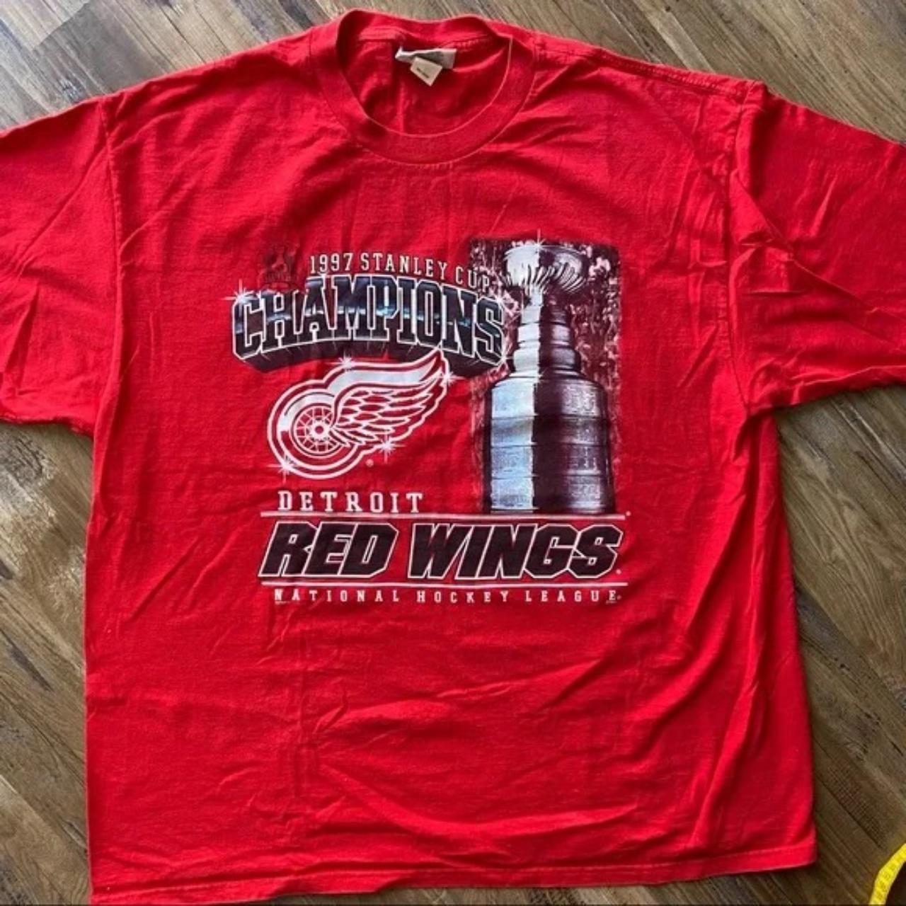 vintage red wings shirts