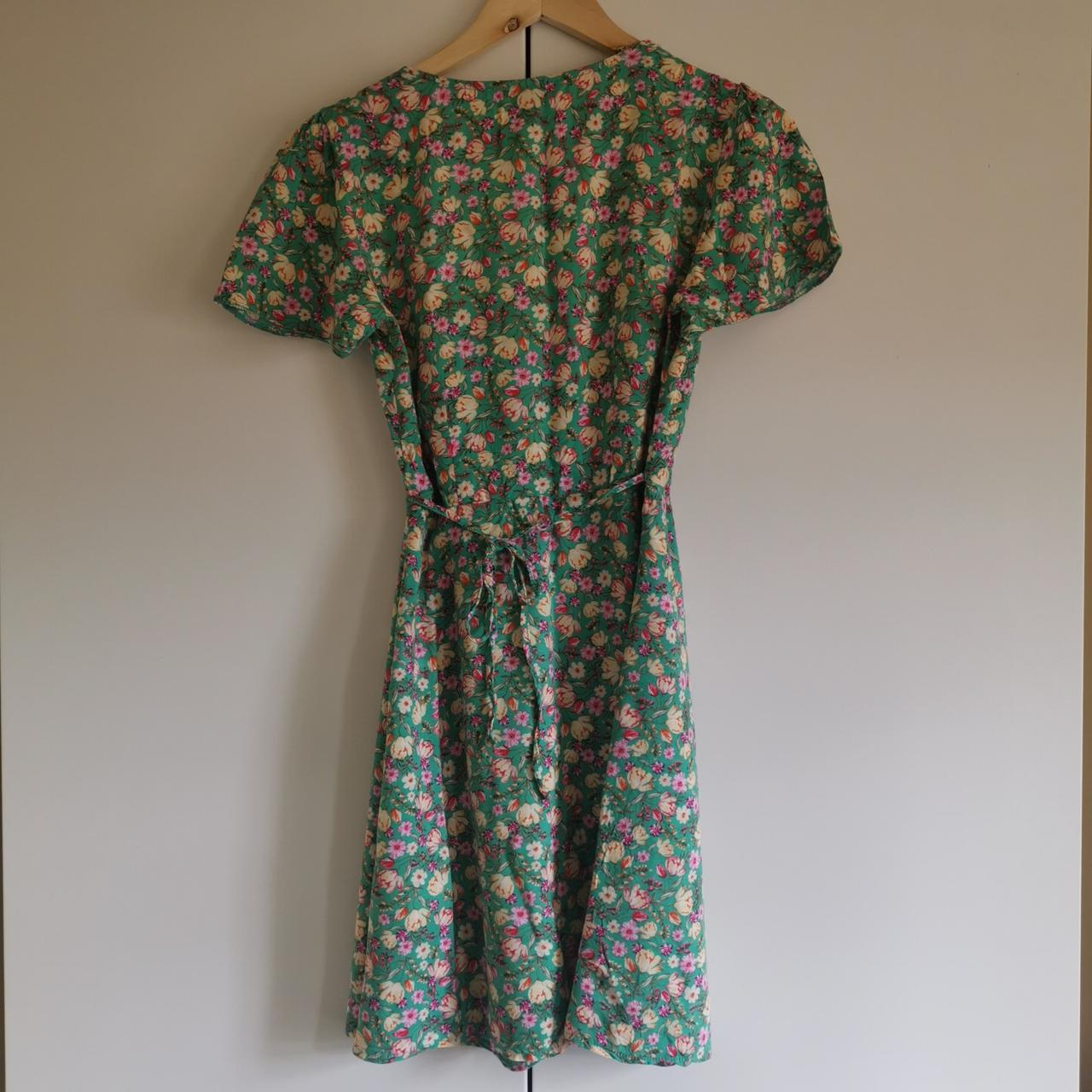 Green Floral Primark Wrap Dress Size 8 Barely... - Depop