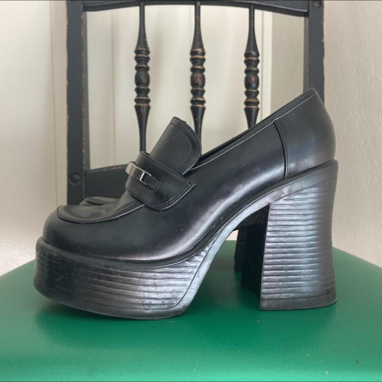 90s chunky heel sneakers