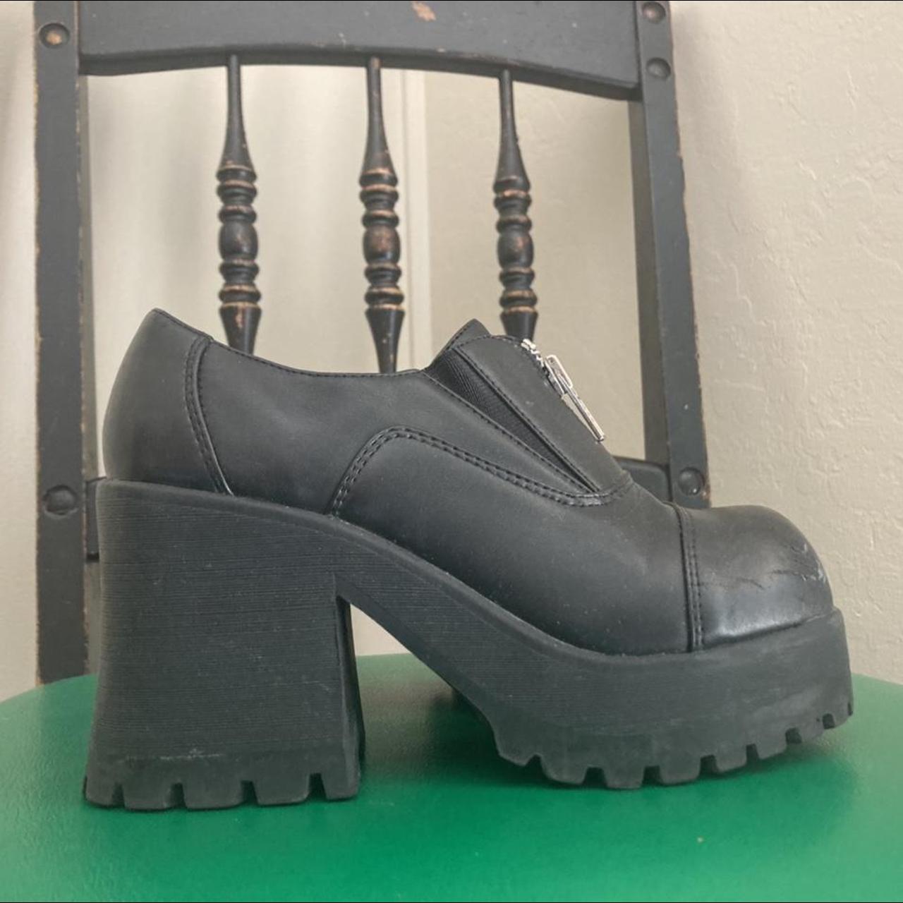 90s chunky heel shoes