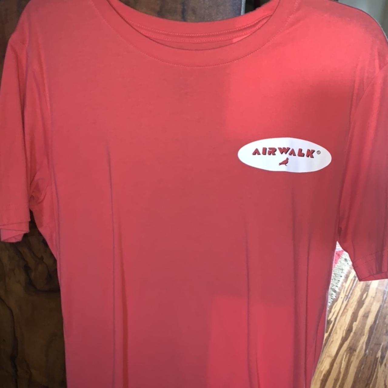 Airwalk shirt, medium - Depop