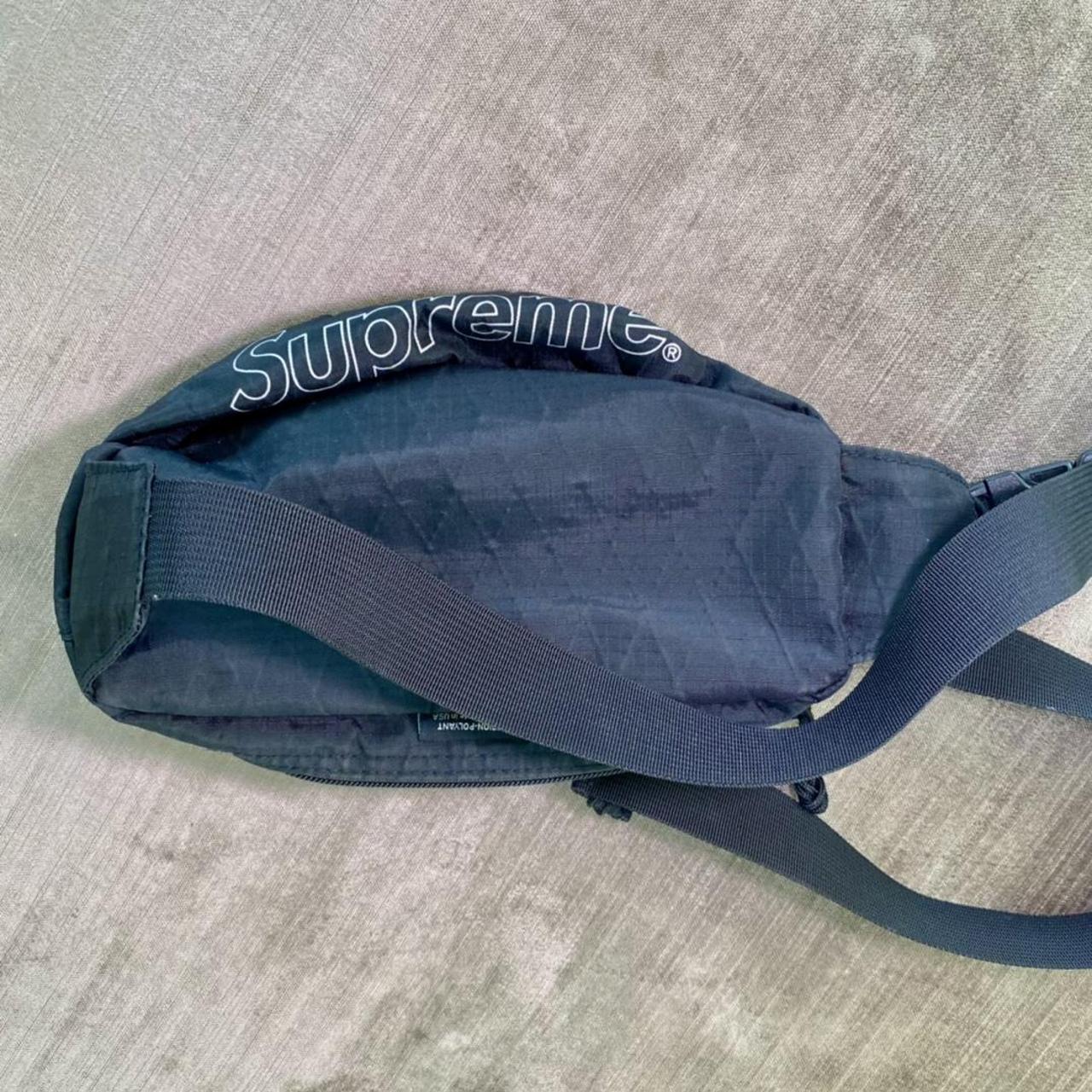 Authentic Supreme Fanny pack #supreme - Depop