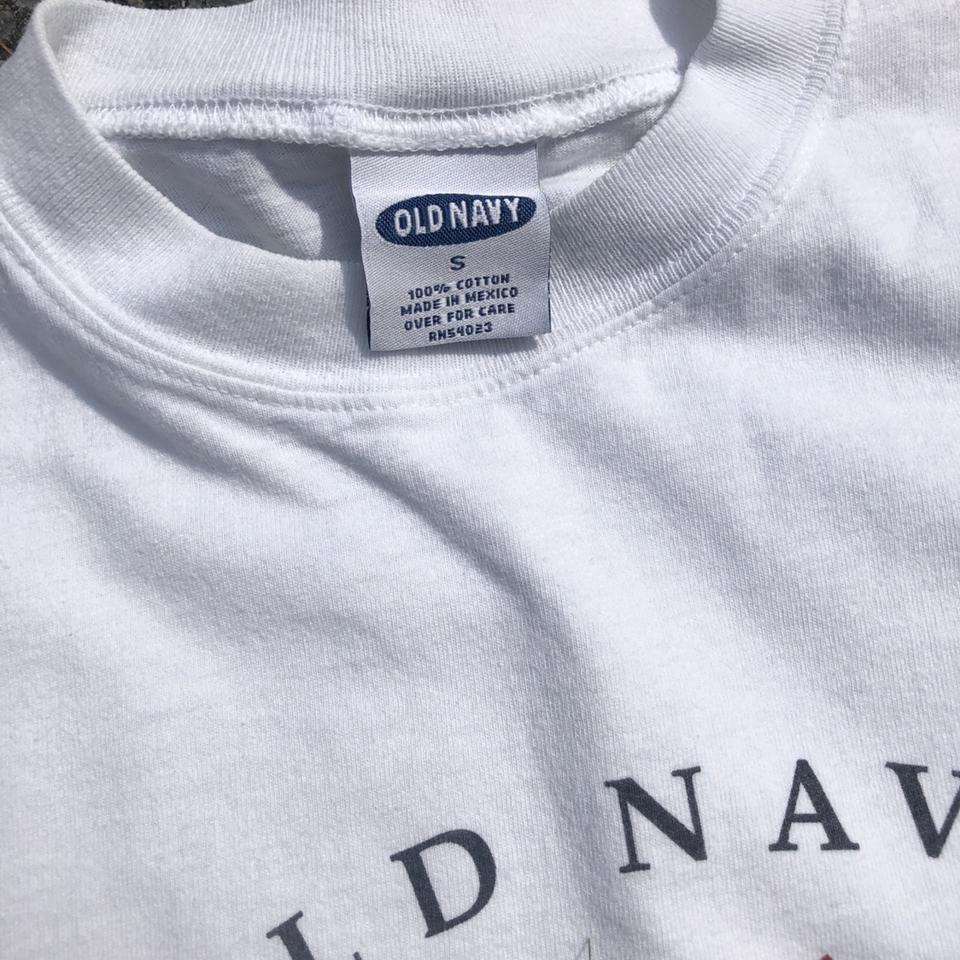 vintage 90s old navy t-shirt with american flag 🤍 - Depop