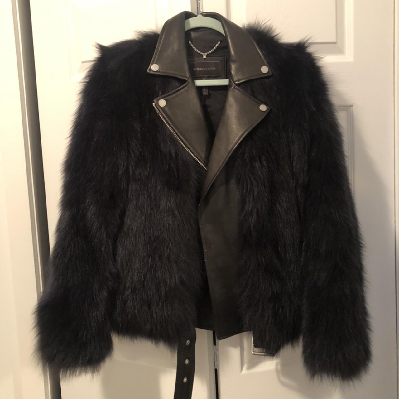 BCBGMAXAZRIA Women's Coat | Depop