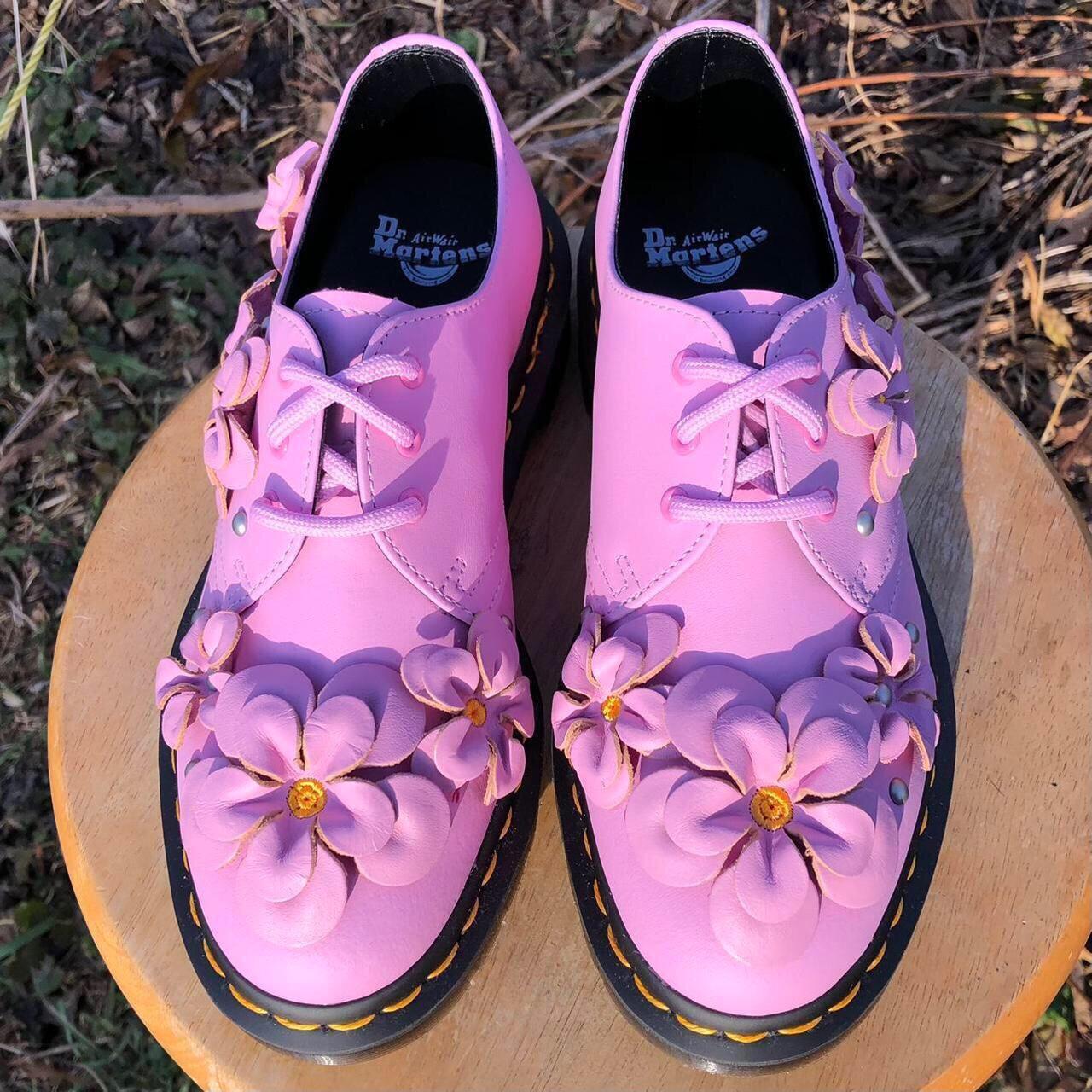 Dr martens sales 1461 flower