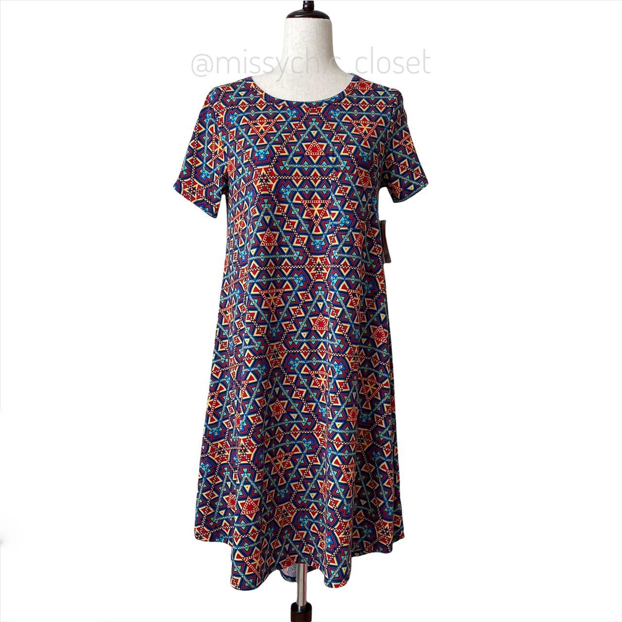 Lularoe Carly dress. New with tags. Size 2XL. Hi low - Depop