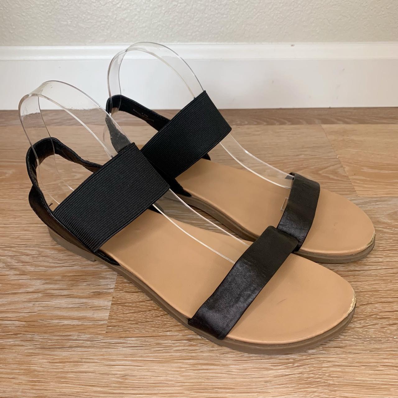 Darnell 2025 flat sandal