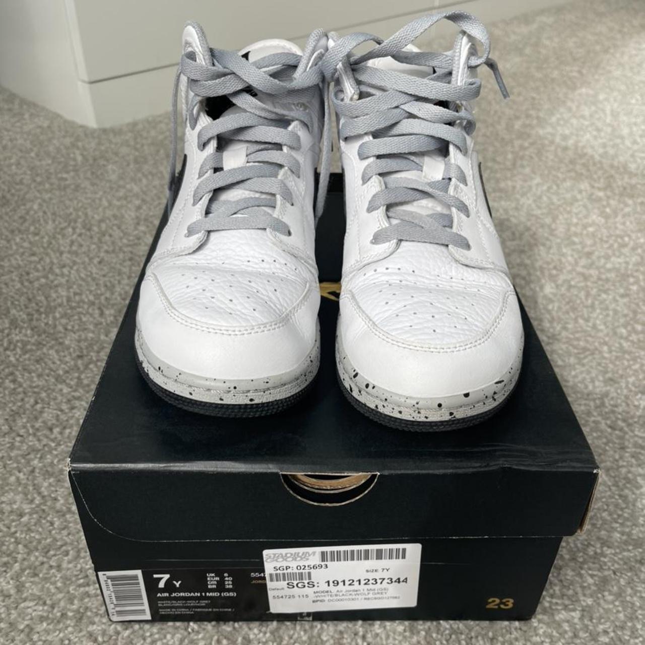 7y jordan 1s