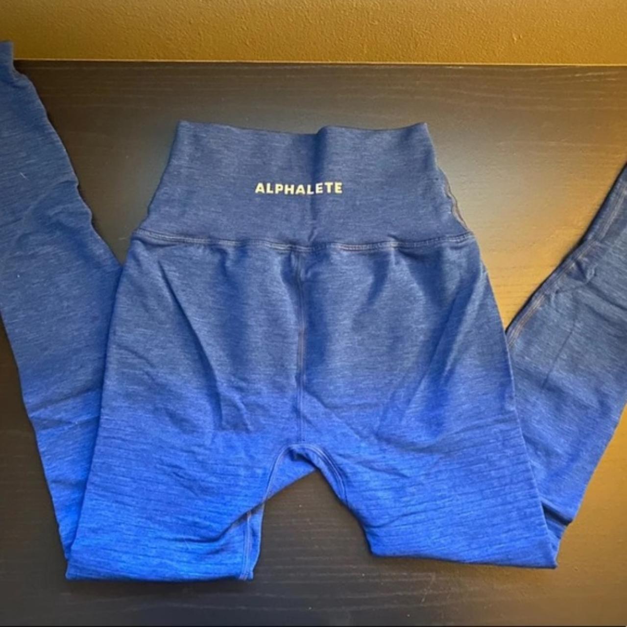 Alphalete OG revival leggings in sonic blue. Size - Depop