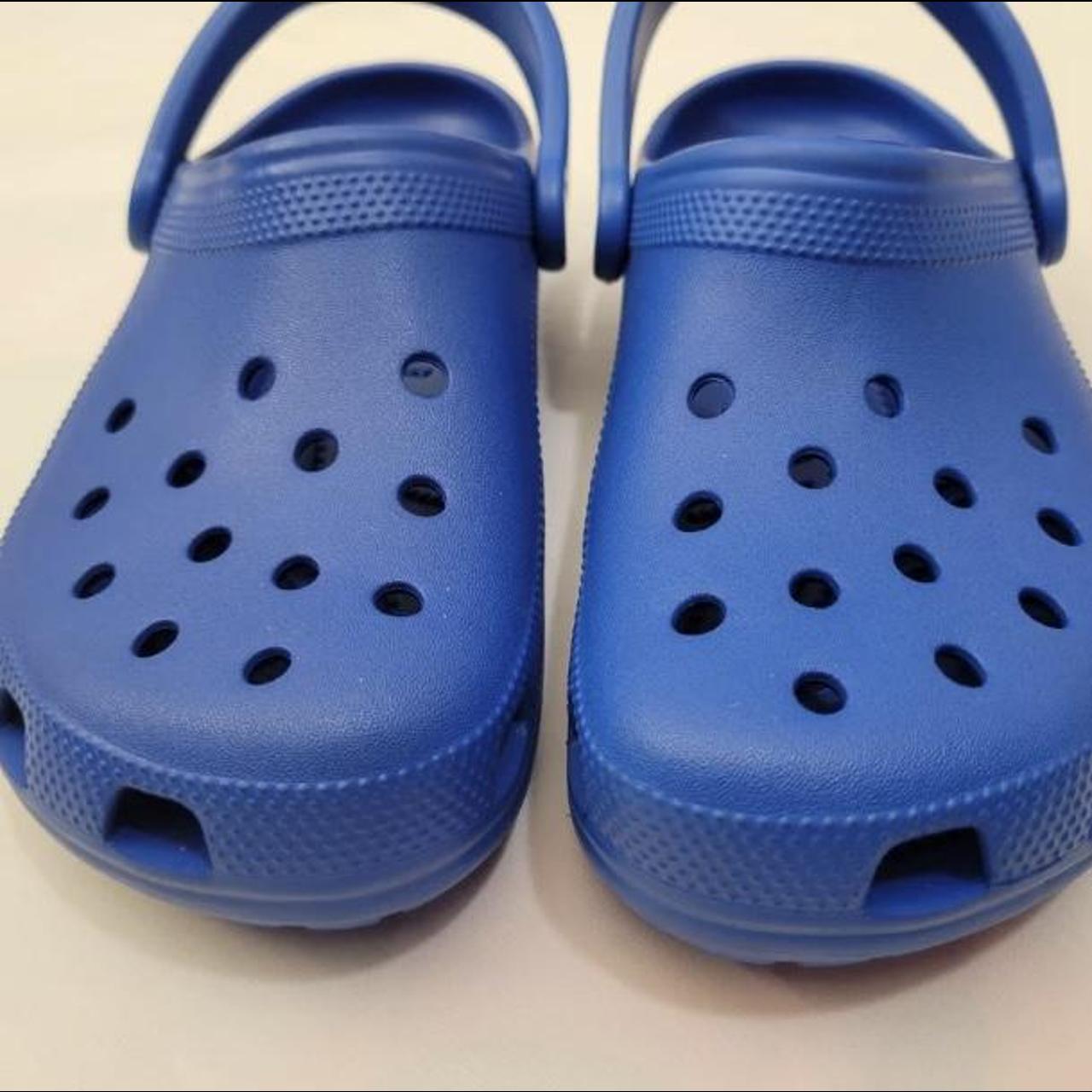 Crocs Mens size 10 / Women’s 11.5 - Depop