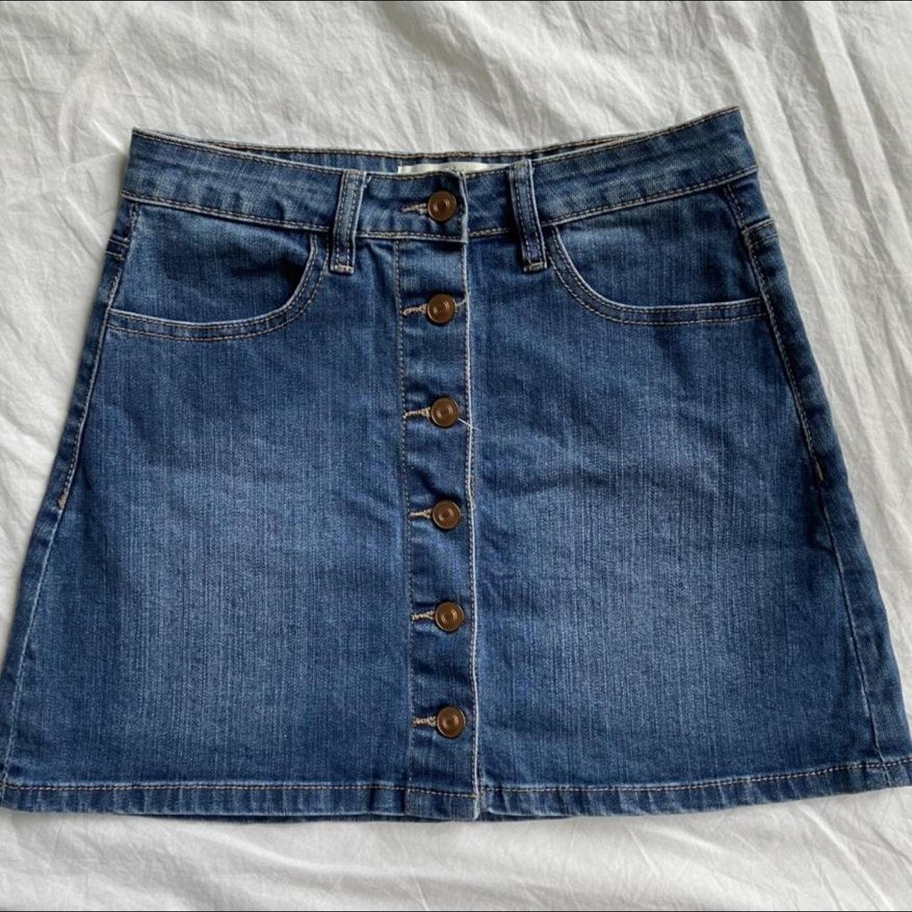 Supre denim mini skirt Super cute y2k style Some... - Depop