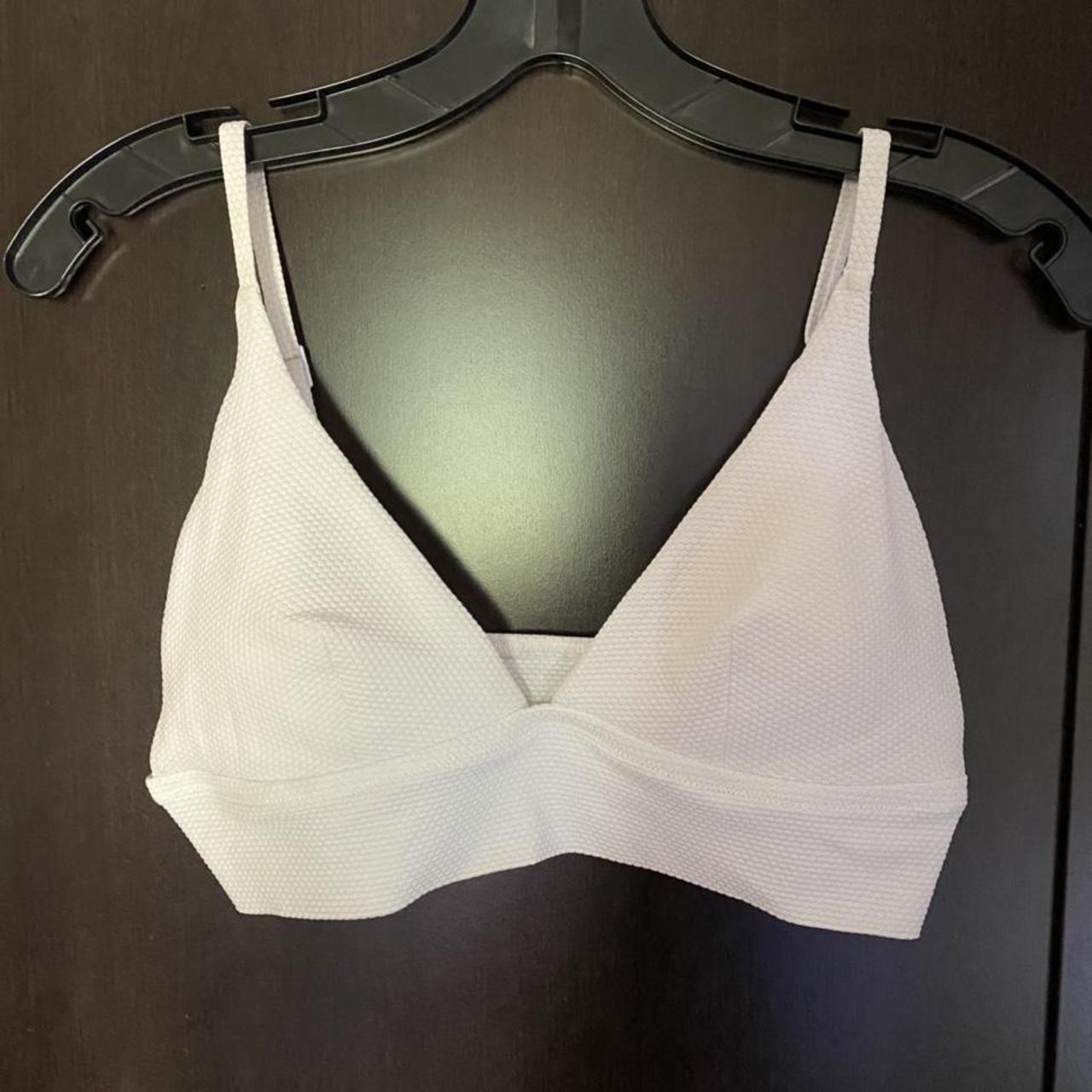 Aerie Women's White Bikini-and-tankini-tops | Depop