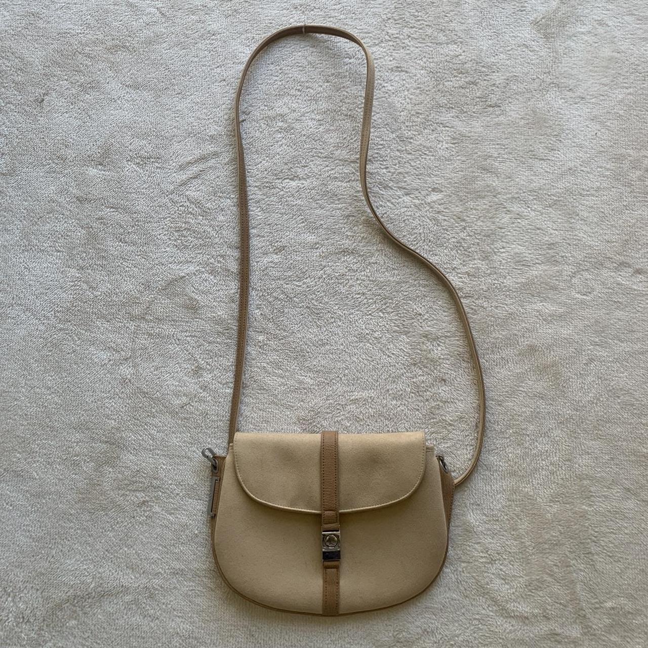 Boohoo Women's Tan and Silver Bag Depop