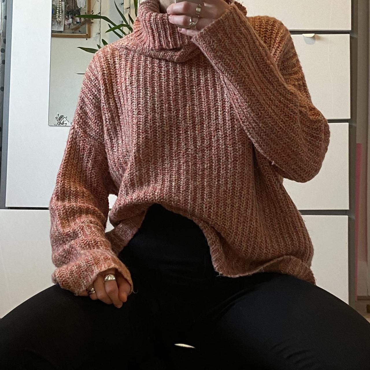 baggy turtleneck shirt