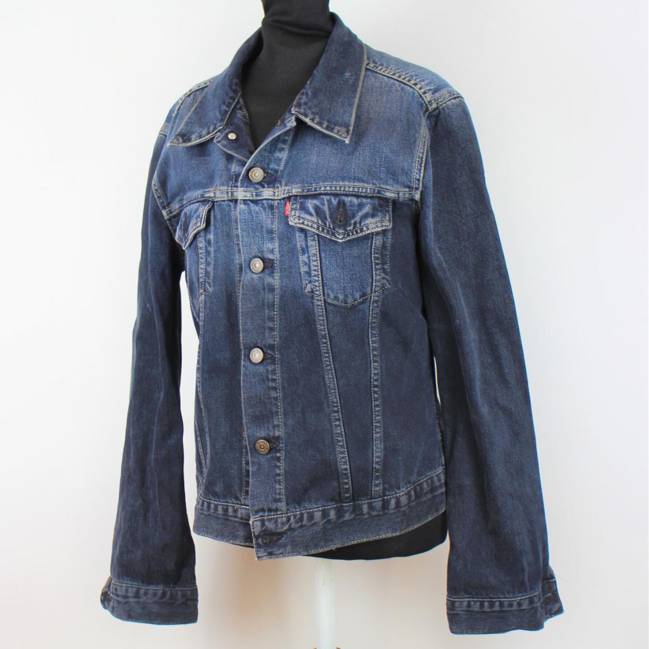 Vintage Women's Levi's 1970s/80s Girls Denim Jacket... - Depop