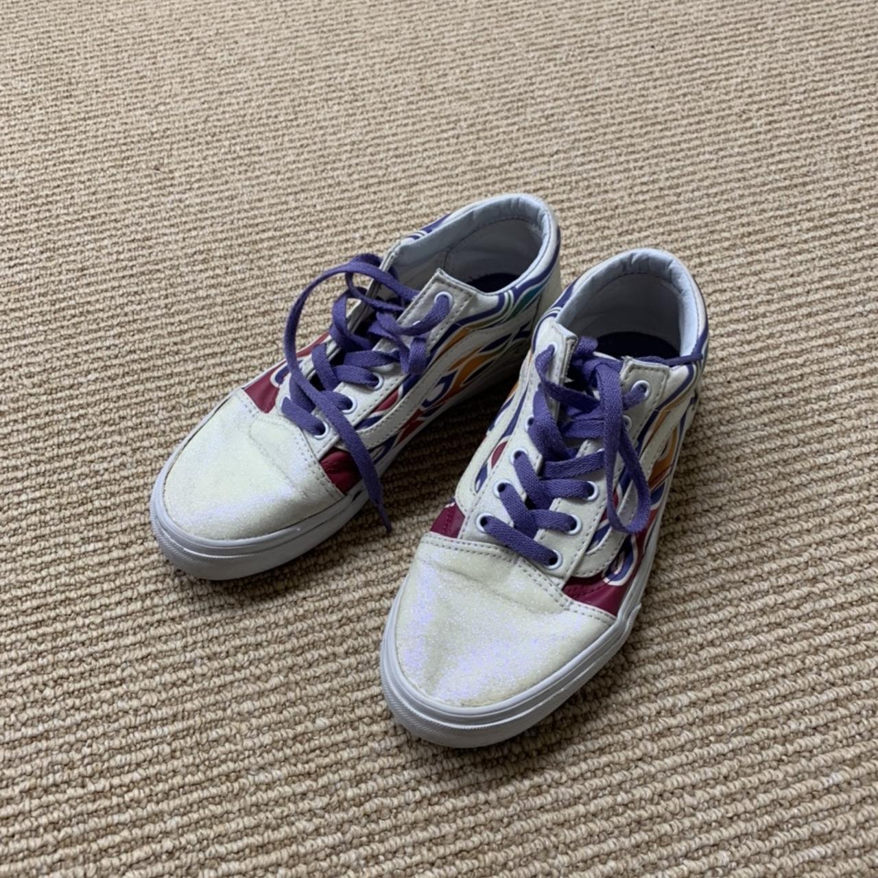 Vans best sale flame purple