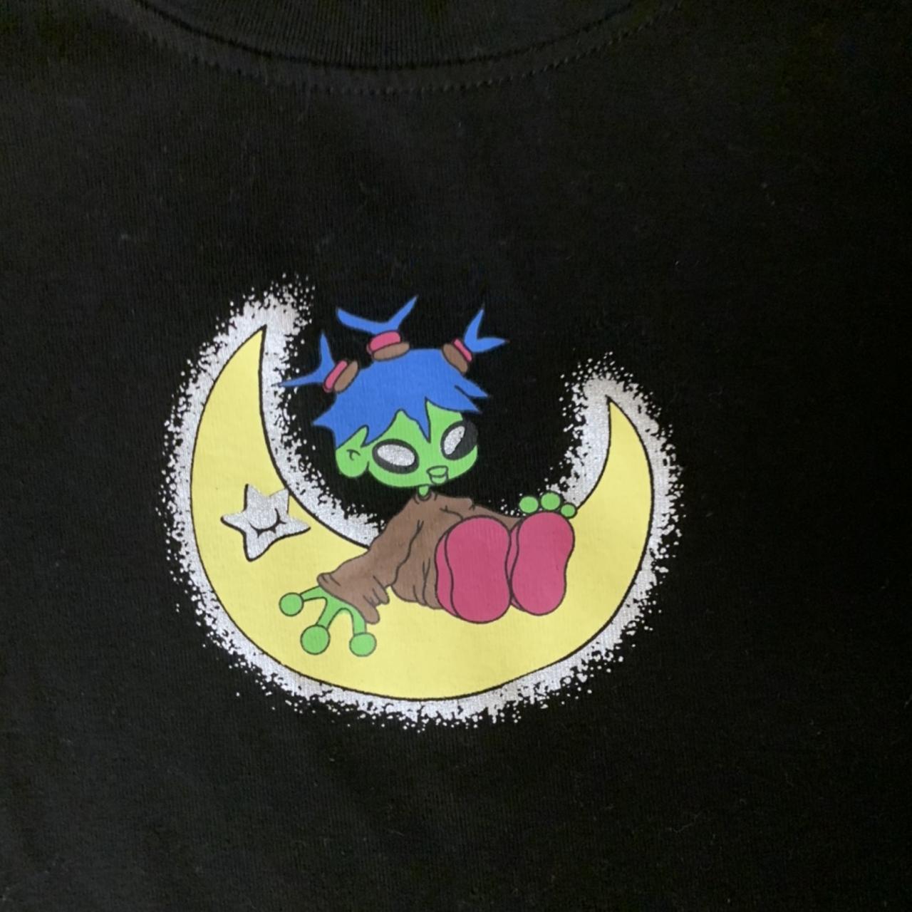 black alien baby tee! overall in great condition and... - Depop