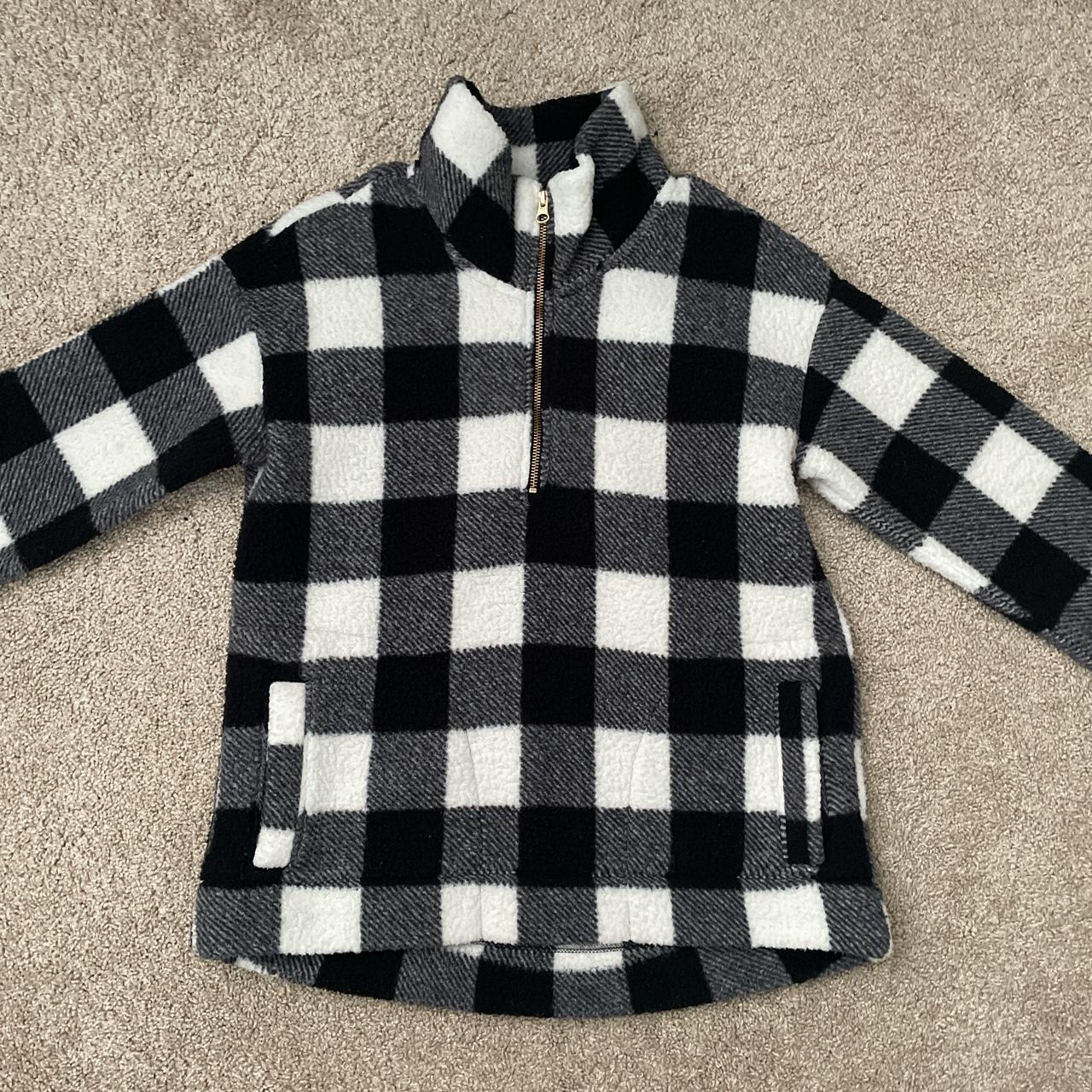 old navy black and white sherpa