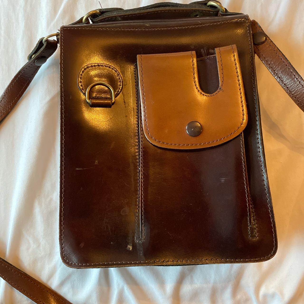 Real leather 90s waldes Spain bag Tons of pocket - Depop