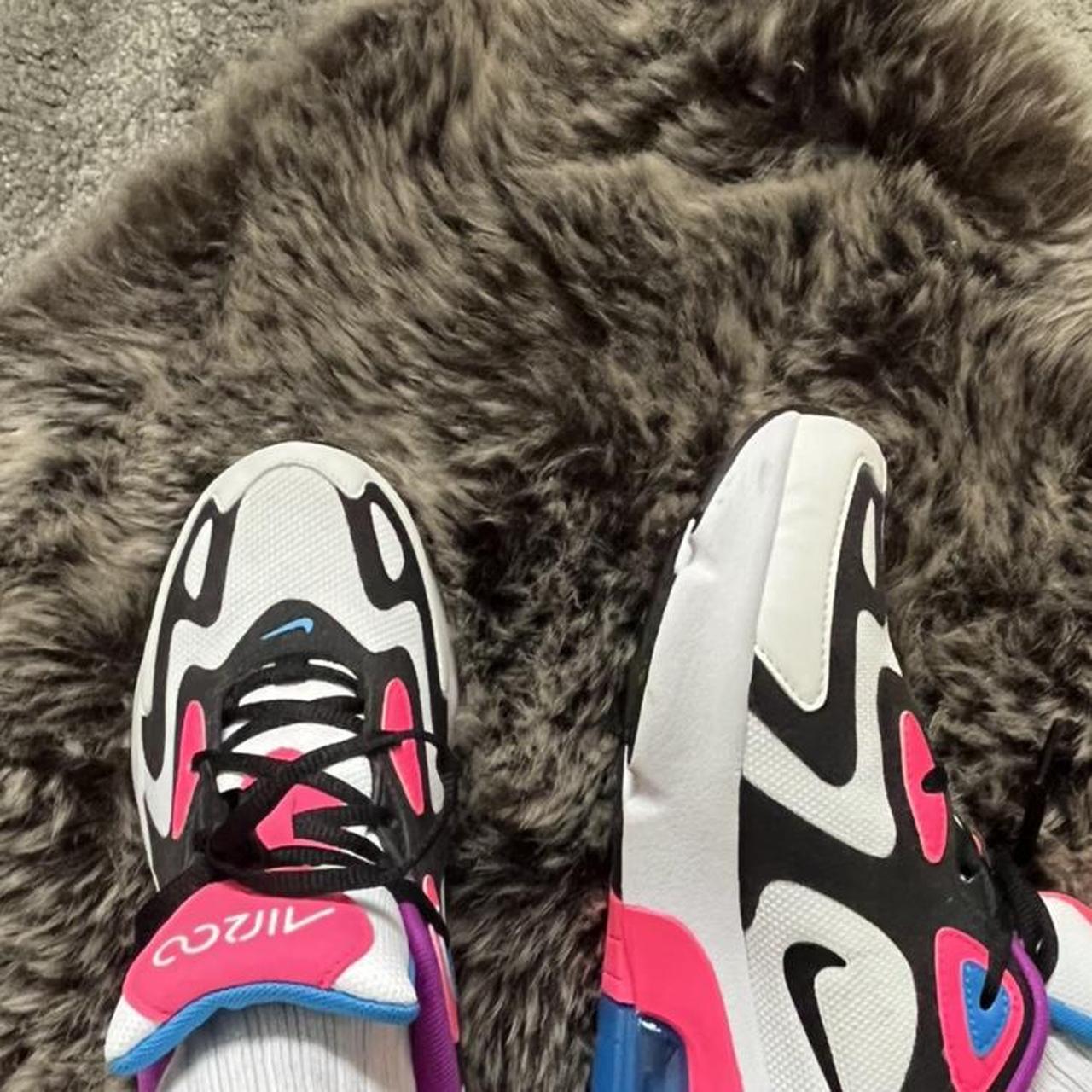 womens air max 200 pink