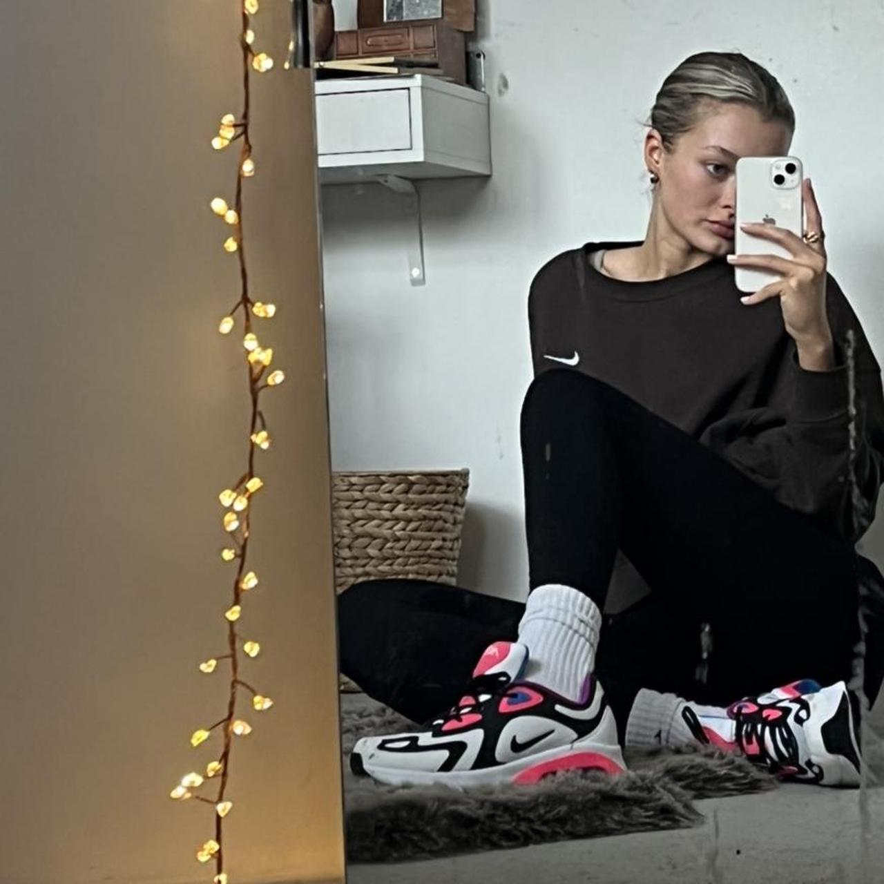 womens air max 200 pink