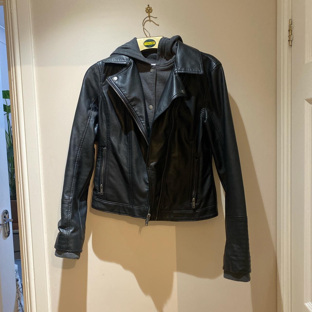 Hollister Co. Women's Black And Grey Jacket | Depop