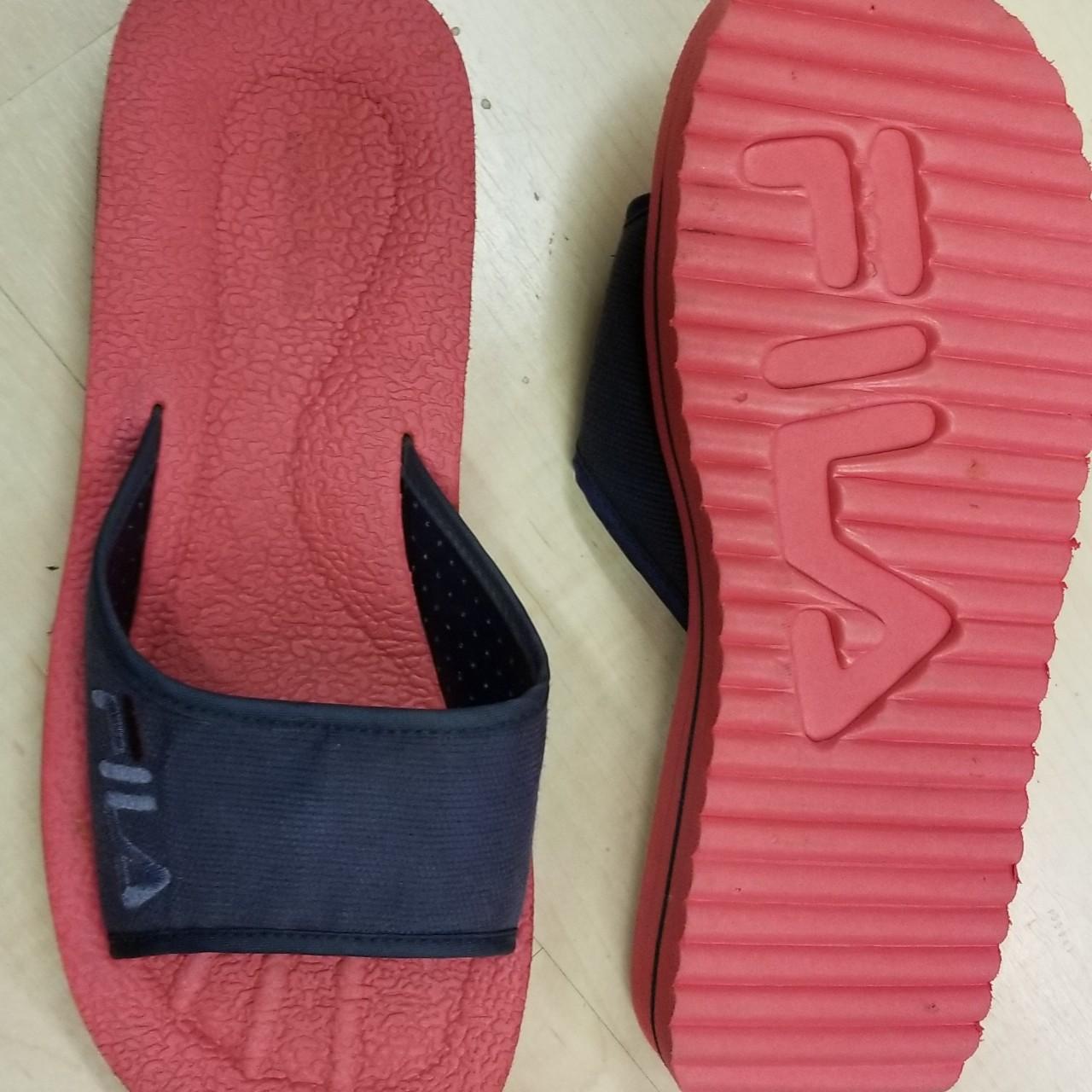 Fila hotsell slides red