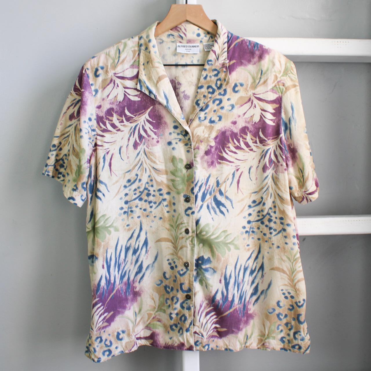 Vintage Alfred Dunner Leaf Print Button Up Short... - Depop