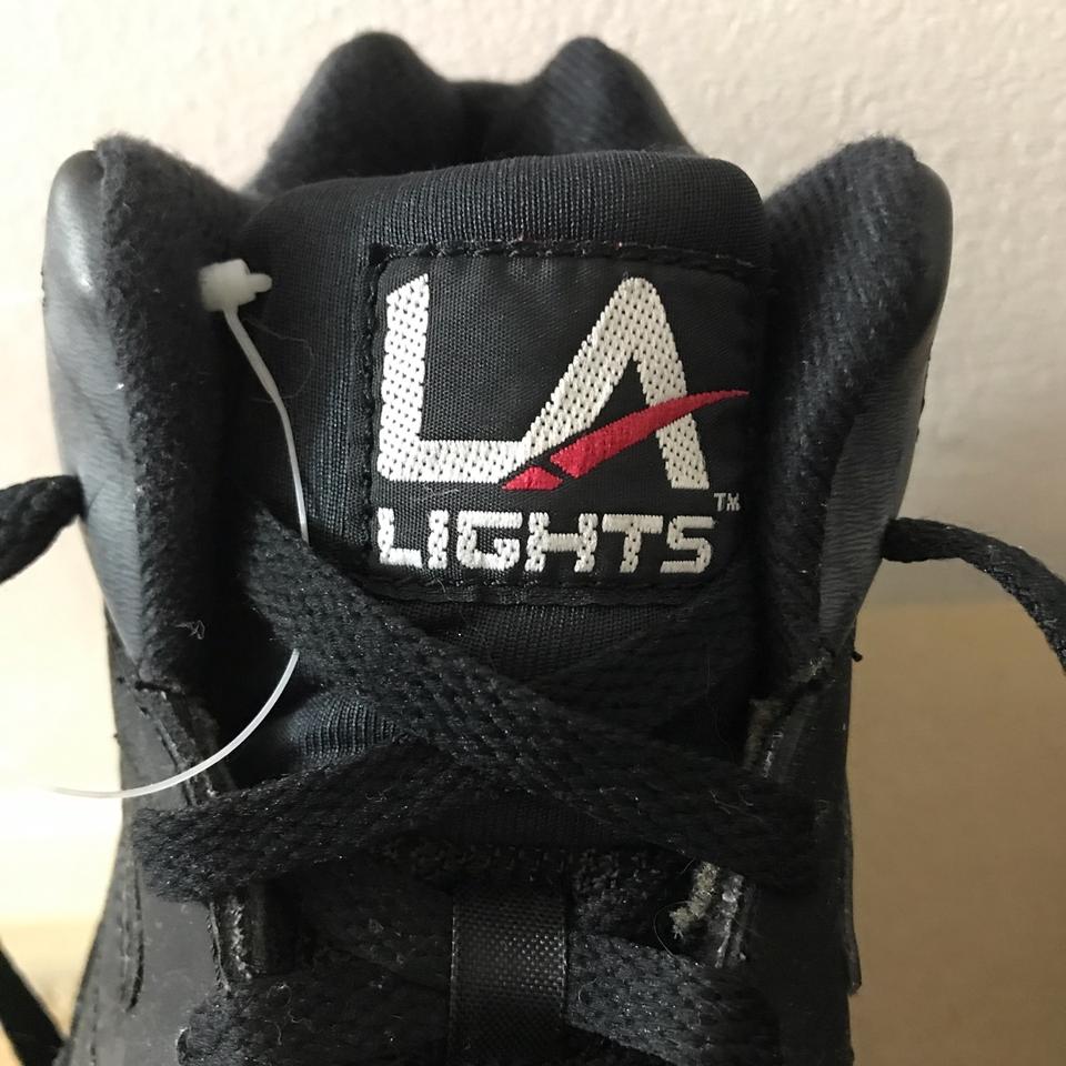 Silver Metallic L.A. Gear workout sneakers / tennis - Depop