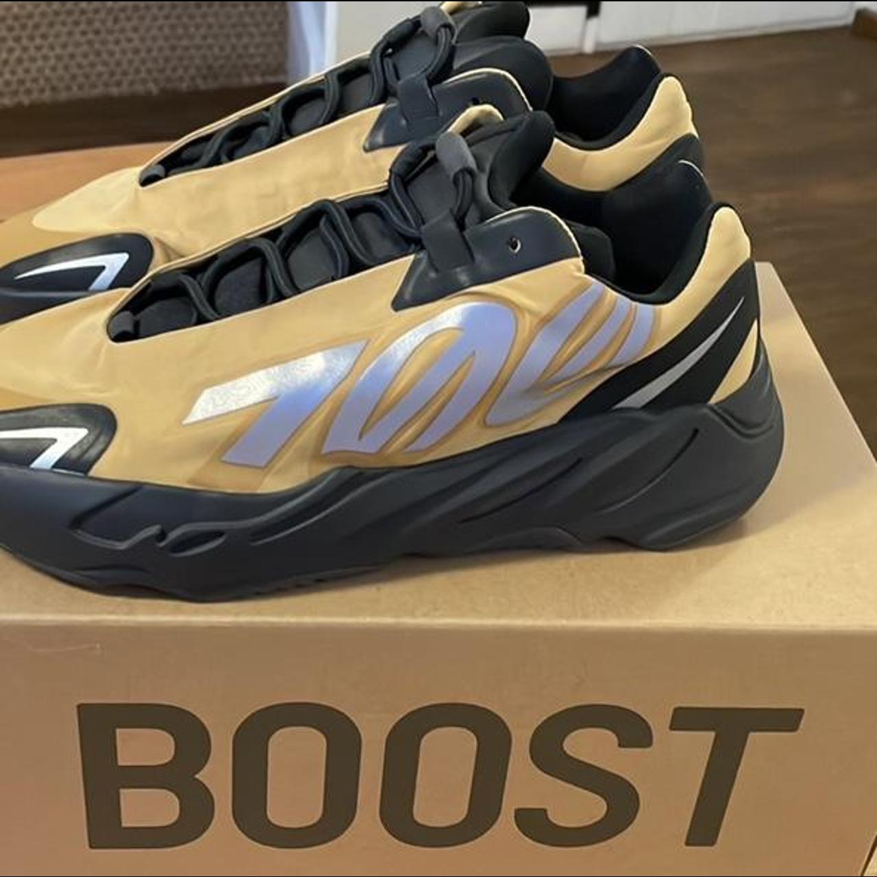 yeezy 700 honey