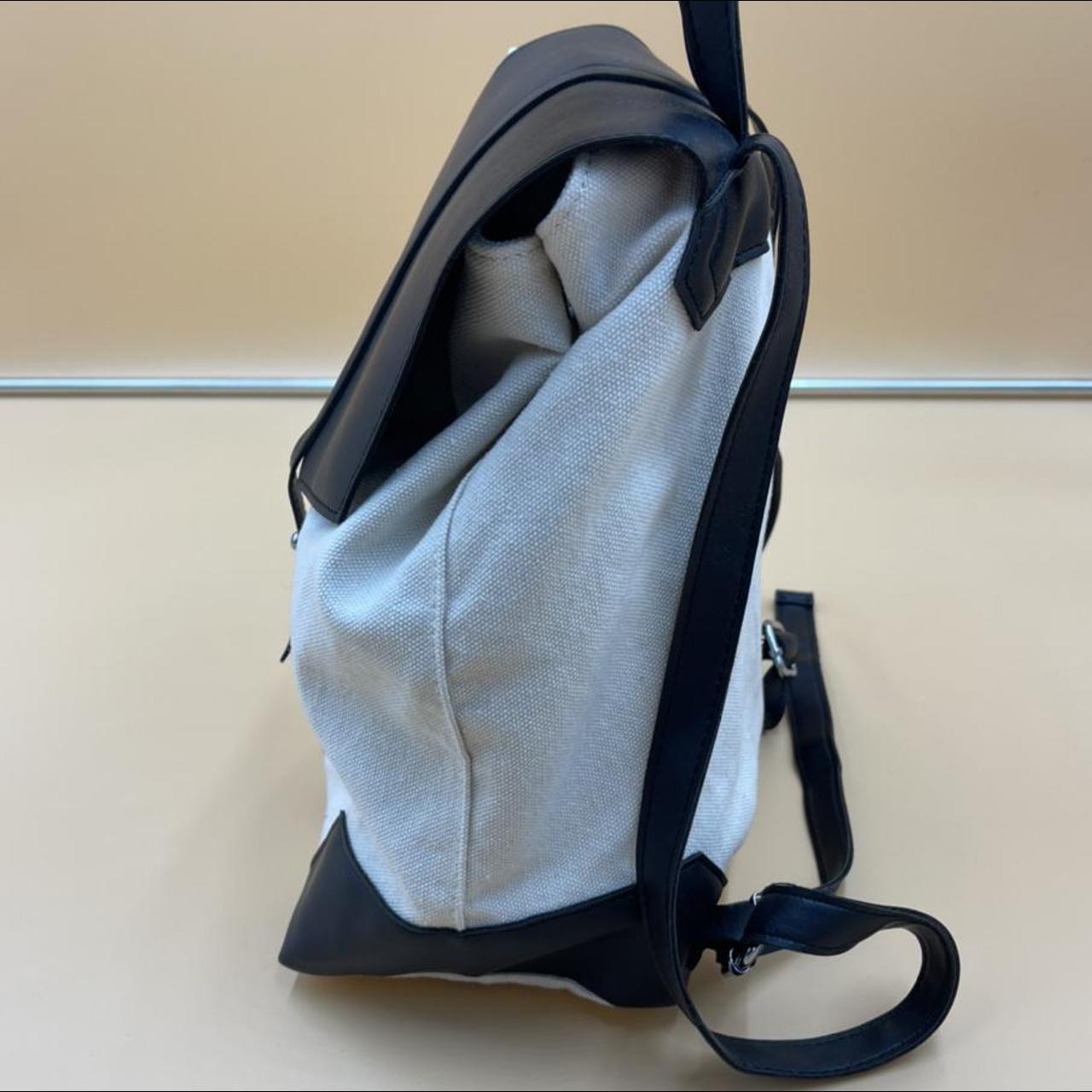 Deux Lux Demi Backpack Excellent pre-owned - Depop